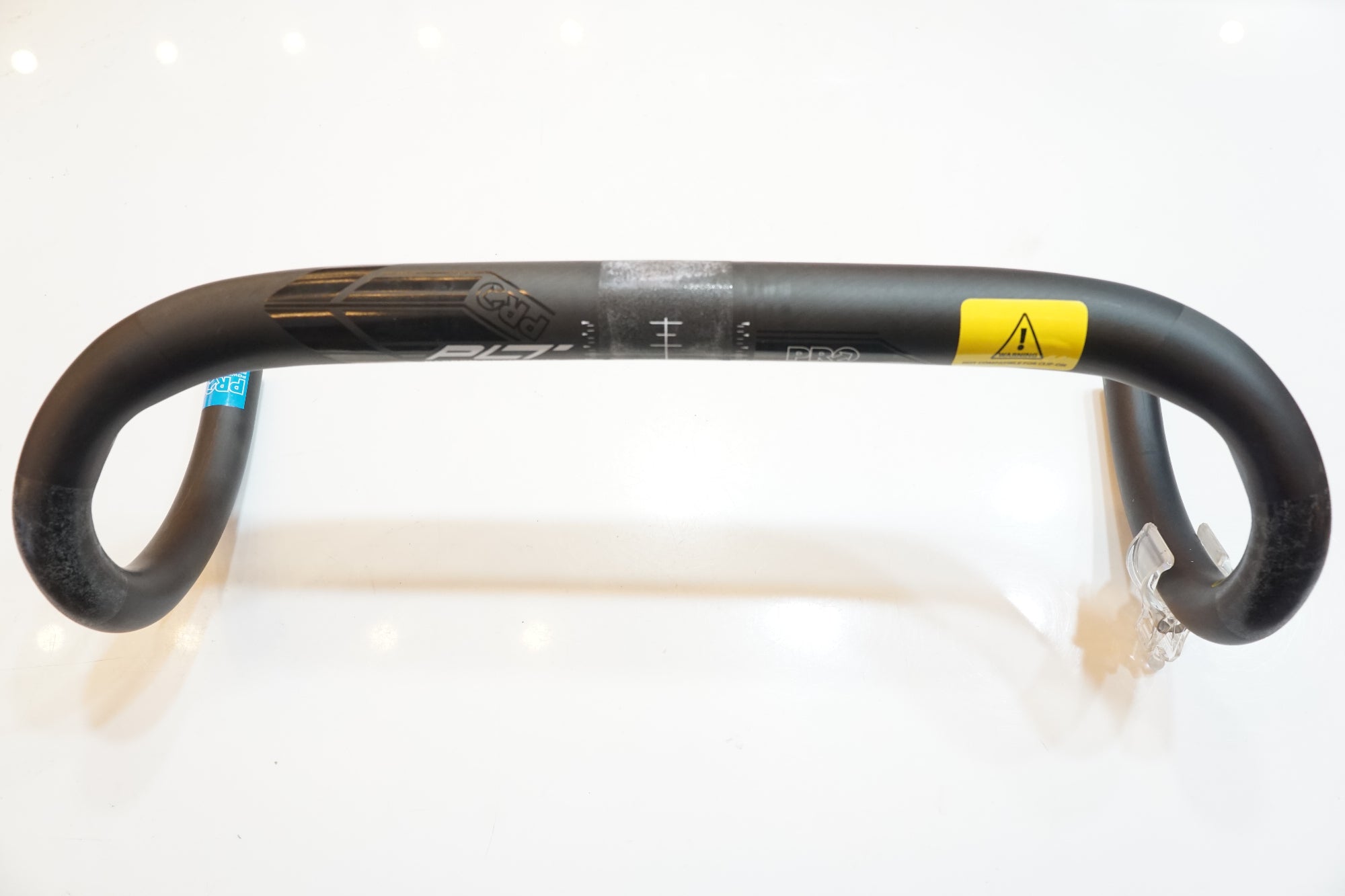 SHIMANO 「シマノ」 PRO PLT CARBON COMPOSITE φ31.8 400mm ハンドル / バイチャリ浦和ベース