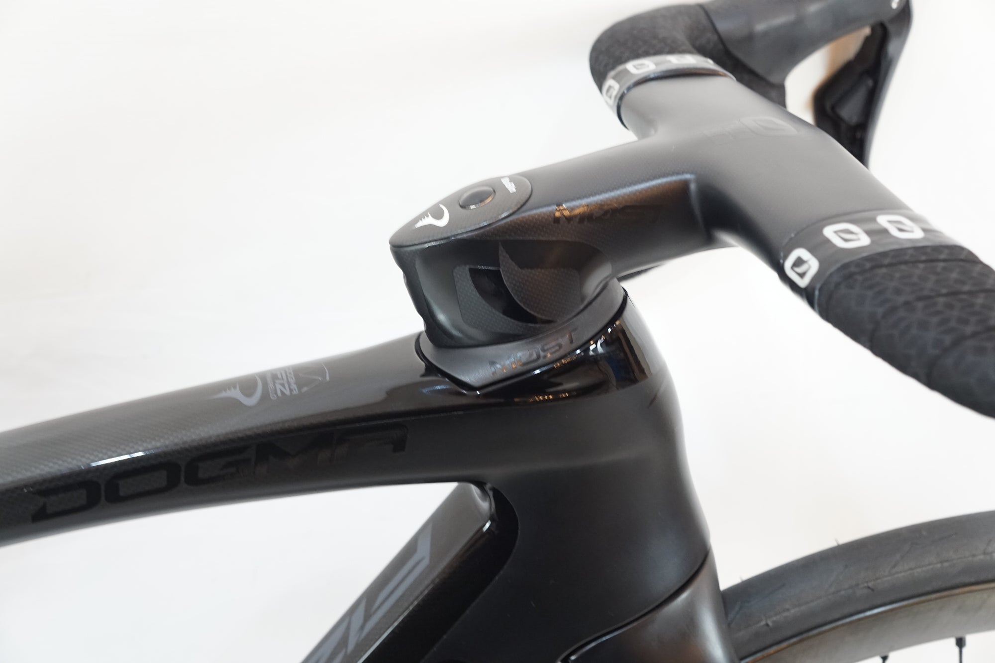 PINARELLO 「ピナレロ」 DOGMA F12 DISK 2021年モデル ロードバイク / バイチャリ浦和ベース