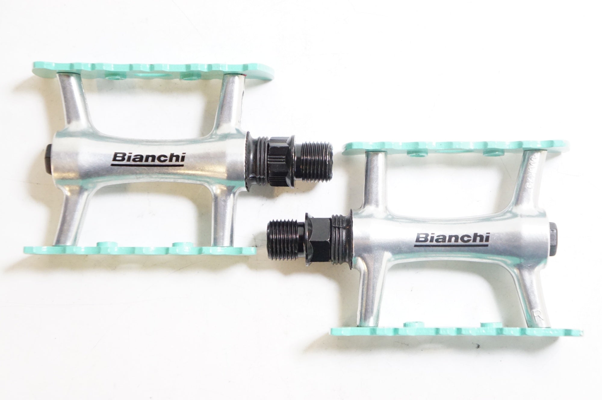 (匿名配送) ビアンキ　ペダル　Bianchi BIANCHI 「ビアンキ」 ペダル / 熊谷本店 ｜ バイチャリ公式オンライン