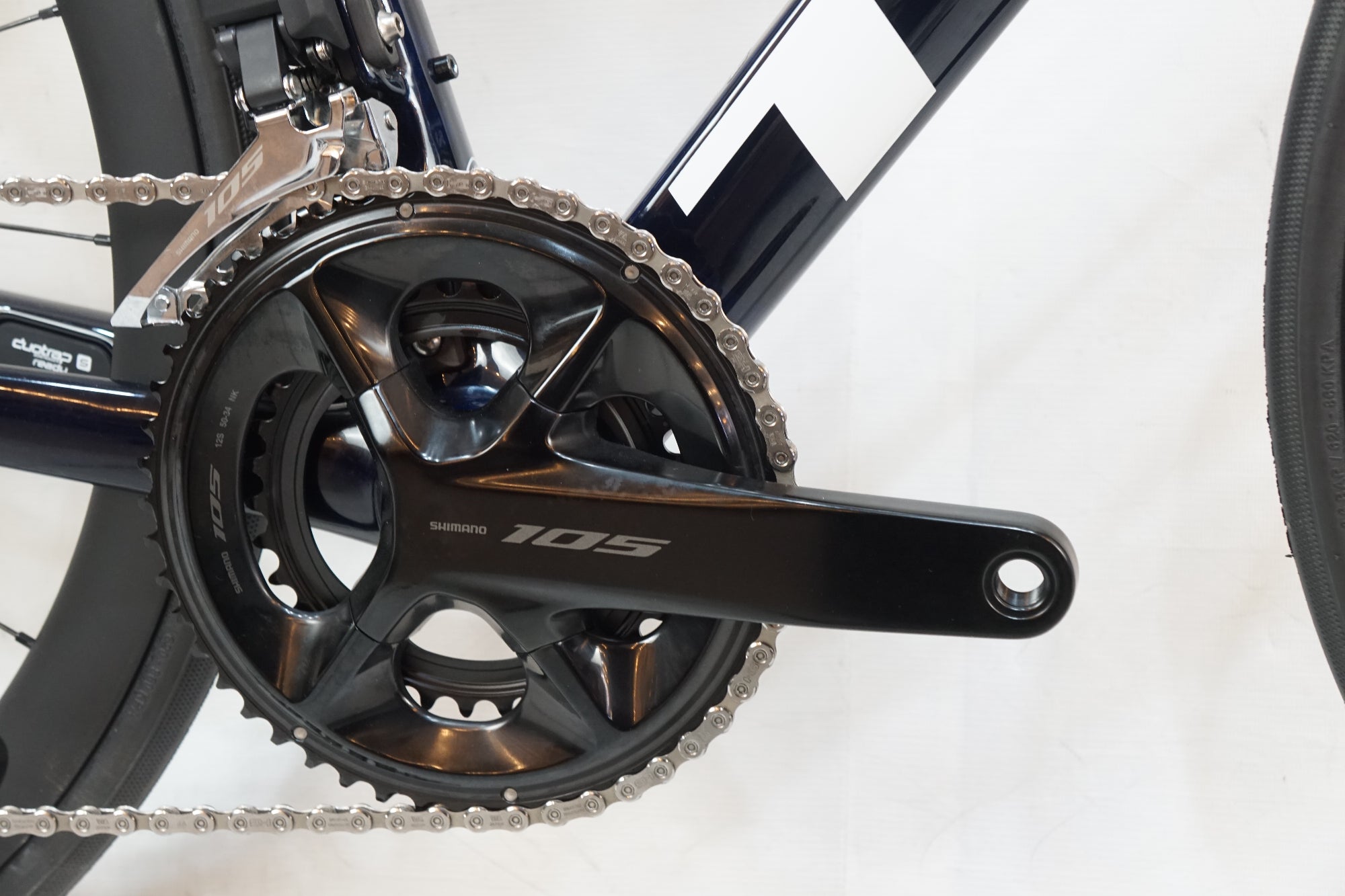 TREK 「トレック」 EMONDA SLR6 2023年モデル ロードバイク / バイチャリ浦和ベース