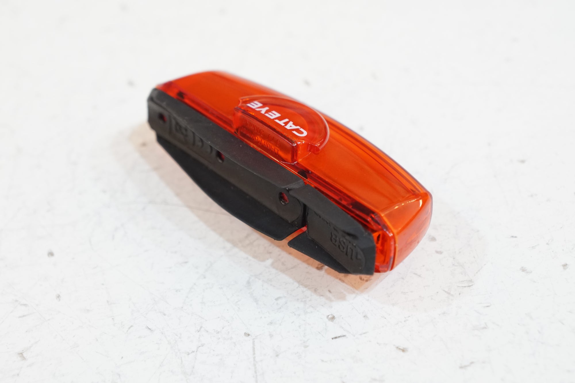 CATEYE 「キャットアイ」 RAPID X リアライト / バイチャリ浦和ベース