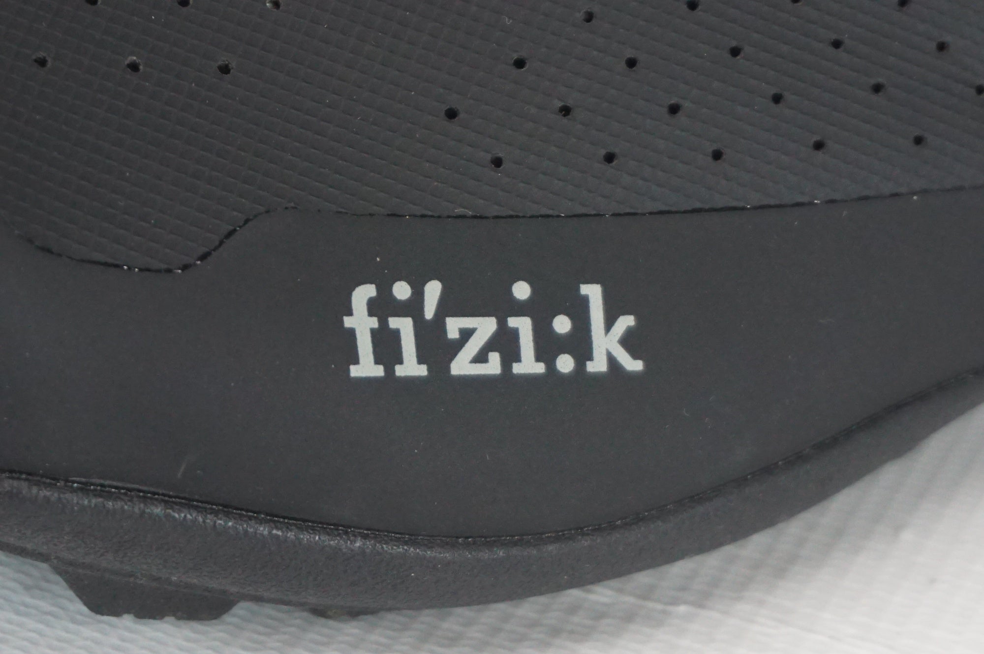 FIZIK 「フィジーク」 TERRA ARTICA GTX 27.7cm シューズ / 阪急塚口店