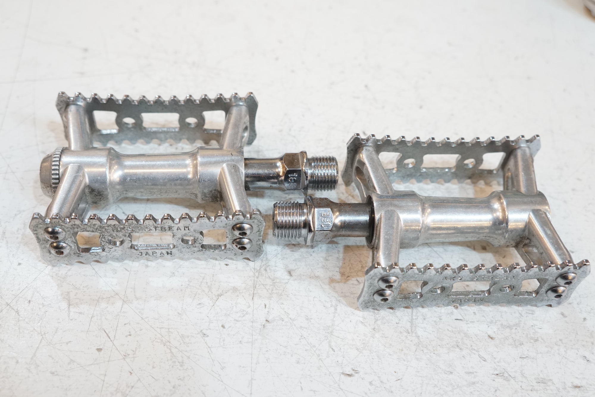 MKS 「ミカシマ」 STREAM ペダル / バイチャリ浦和ベース