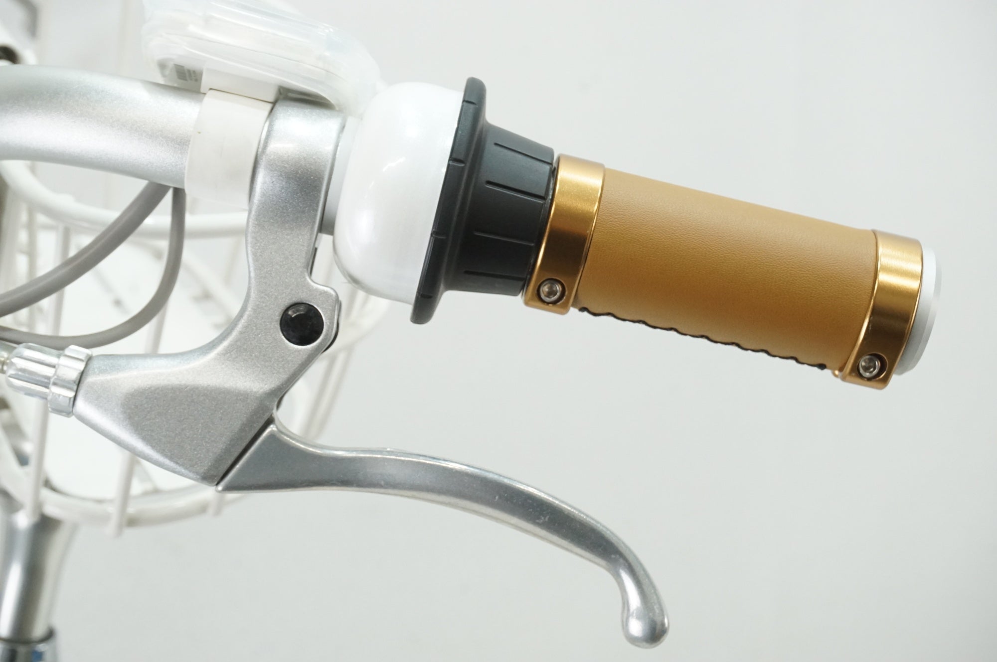 BRIDGESTONE 「ブリヂストン」 イルミオ IL4B49 2021年購入 24インチ 電動アシスト自転車 / 大宮店