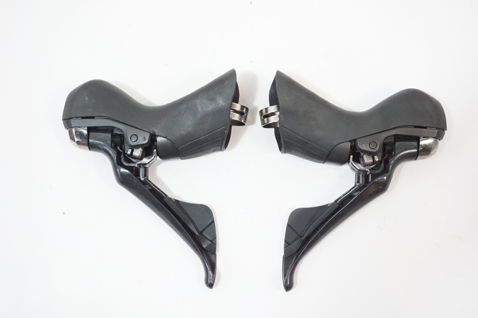SHIMANO 「シマノ」 ULTEGRA ST-R8020 デュアルコントロールレバー / 世田谷店
