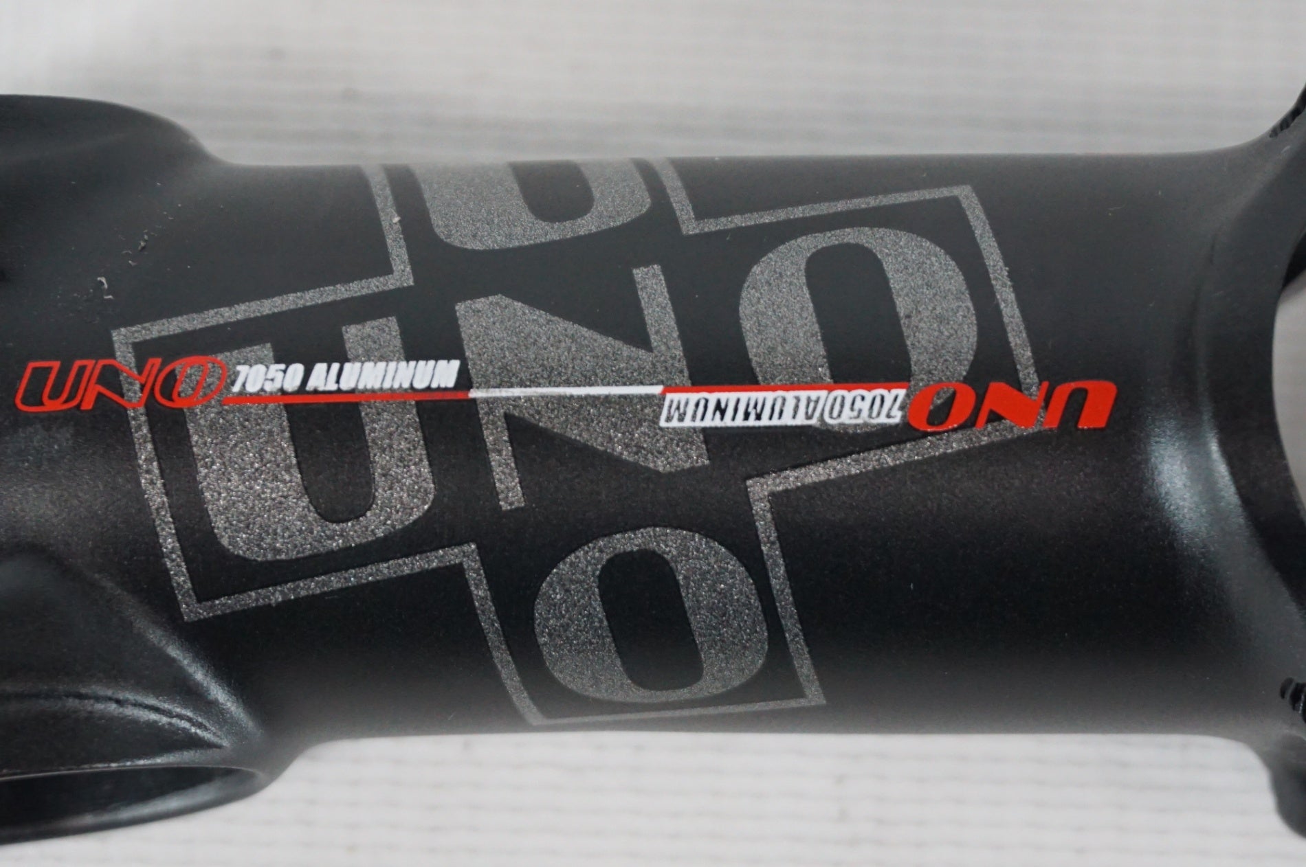 UNO 「ウノ」 Φ31.8 90mm ステム / 阪急塚口店