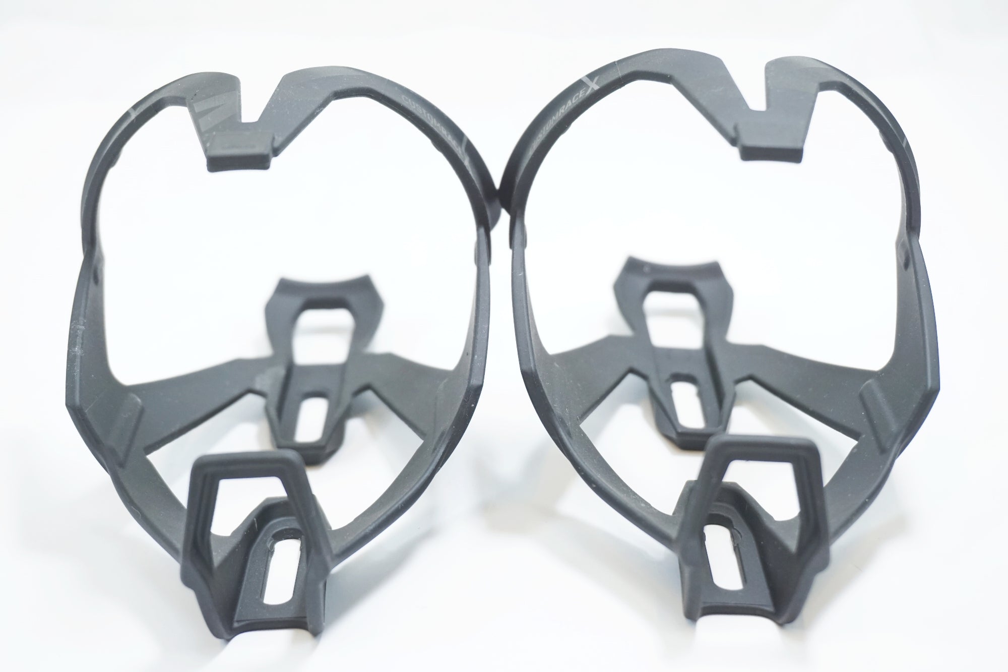 ELITE 「エリート」 CUSTOM RACE X ボトルケージセット / 有明ガーデン店