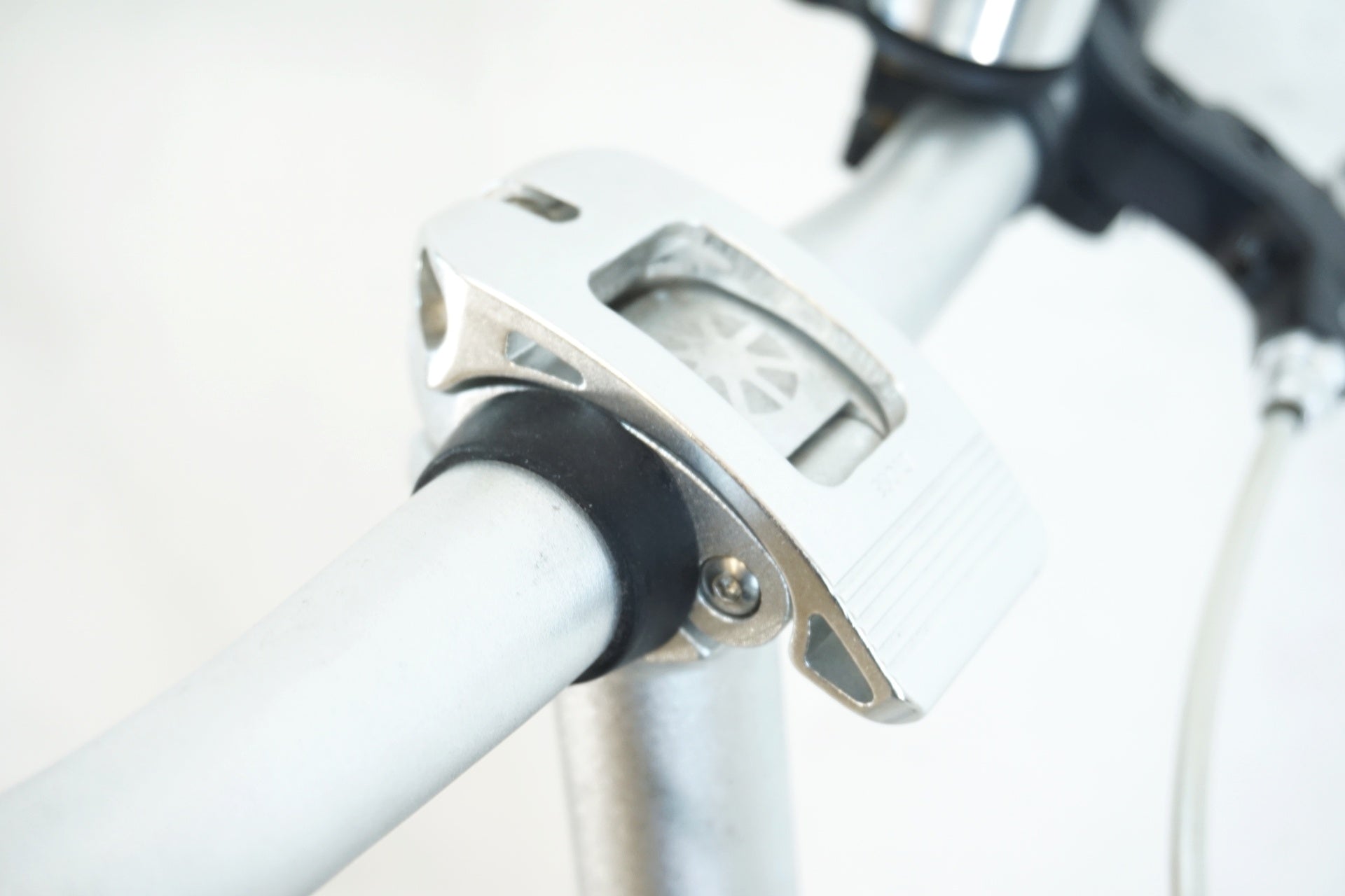 DAHON 「ダホン」 ROUTE 2020年モデル 折り畳み自転車 / 有明ガーデン店