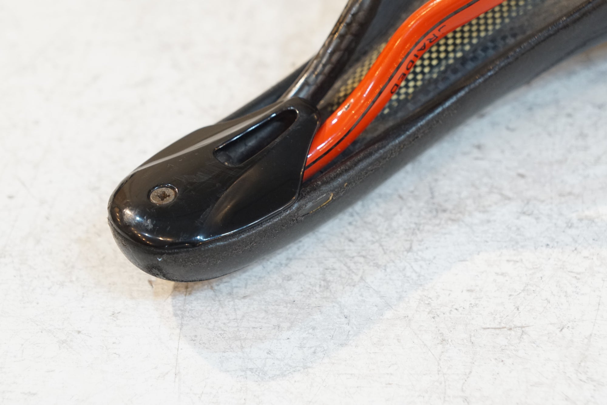 FIZIK 「フィジーク」 TEST ALIANTE VSX サドル / バイチャリ浦和ベース