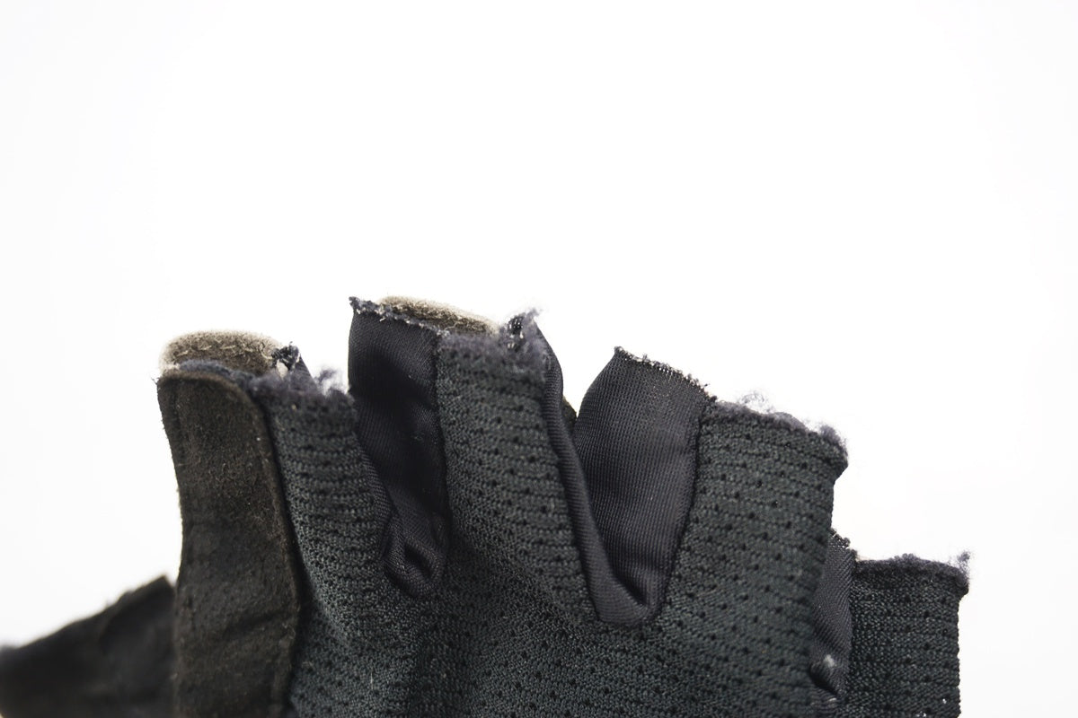 CASTELLI 「カステリ」 Mサイズ 指切グローブ / 奈良店