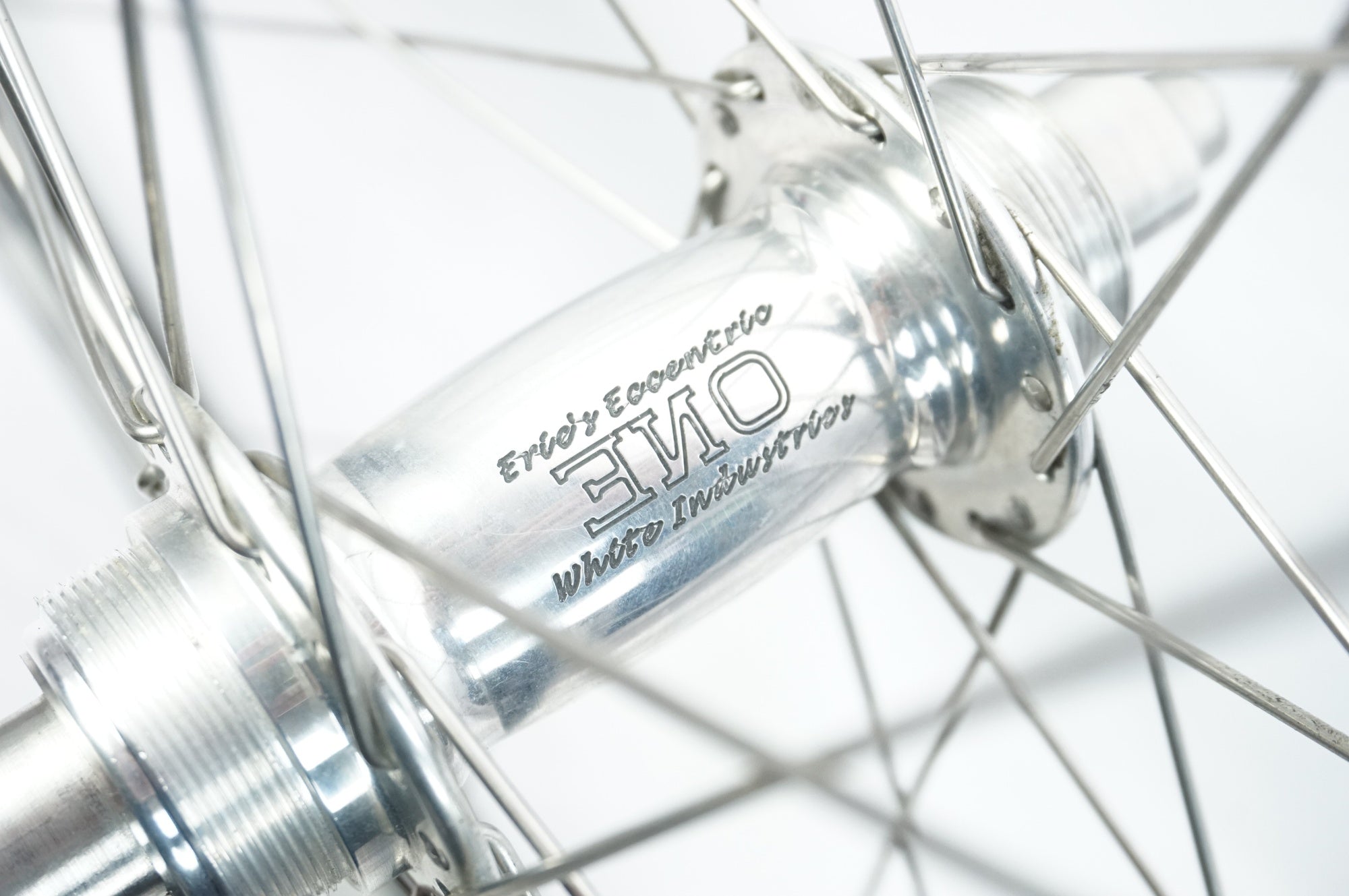 ZIPP 「ジップ」 404 カーボンリム WHITE INDUSTRIES ONE エキセントリック ハブ リアホイール / 中目黒店