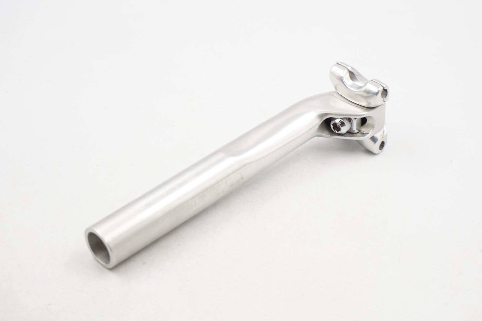 SHIMANO 「シマノ」 DURA-ACE Φ27.0 200mm シートポスト / 奈良店