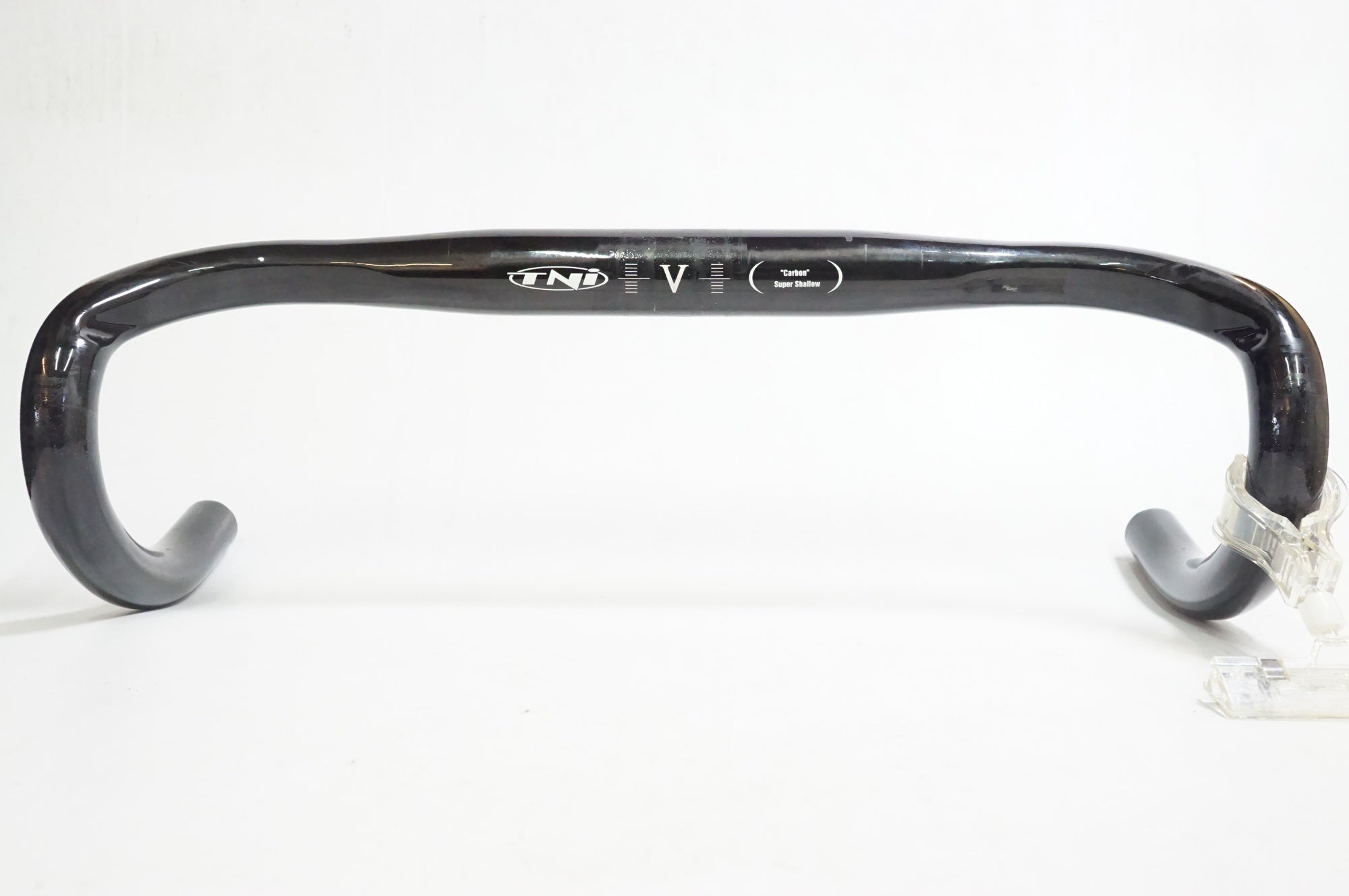 TNI Carbon super shallow ハンドルバー C-C400mm TNI 「ティーエヌアイ」 SUPER SHALLOW CARBON 400mm φ31.8 ハンドル