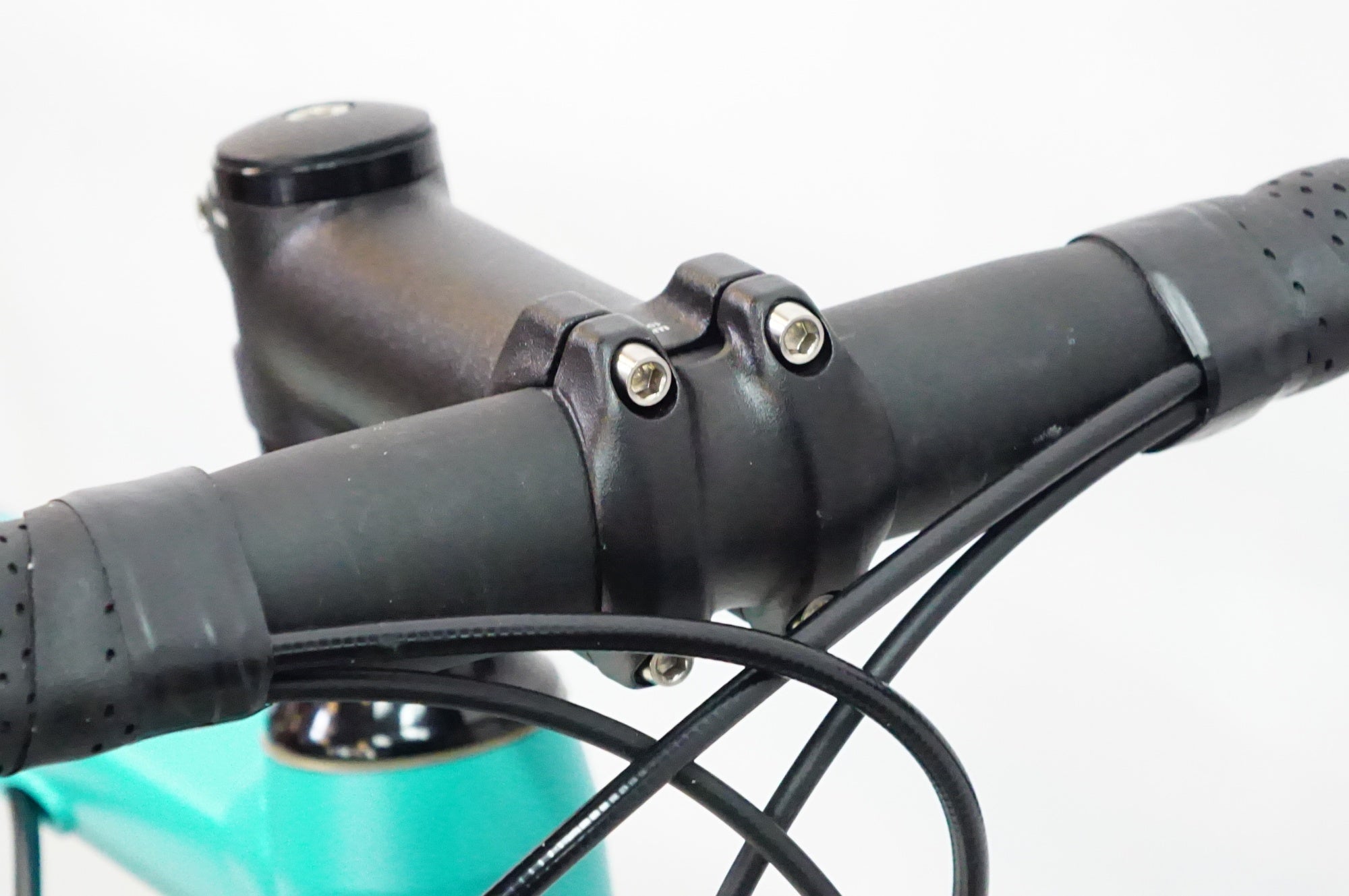 KHODAABLOOM 「コーダブルーム」 FARNA TIAGRA 2024年モデル ロードバイク / 熊谷本店