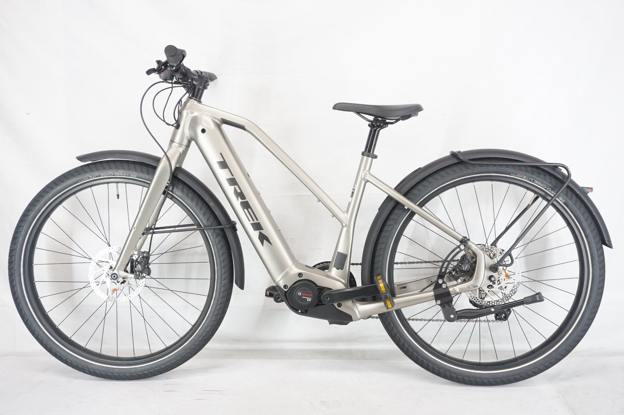 TREK 「トレック」 ALLANT+8 2022年モデル E-BIKE / 阪急塚口店