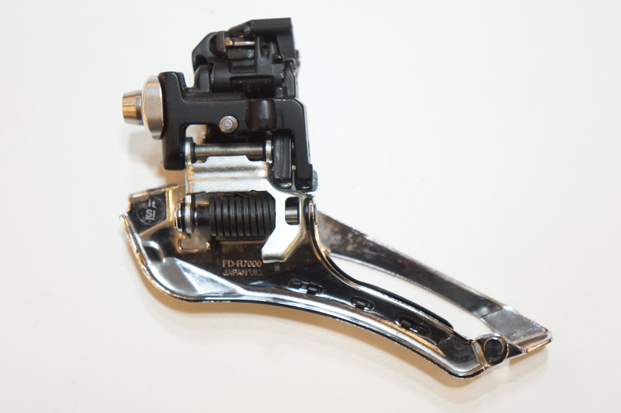 SHIMANO 「シマノ」 105 FD-R7000 フロントディレイラー / バイチャリ浦和ベース