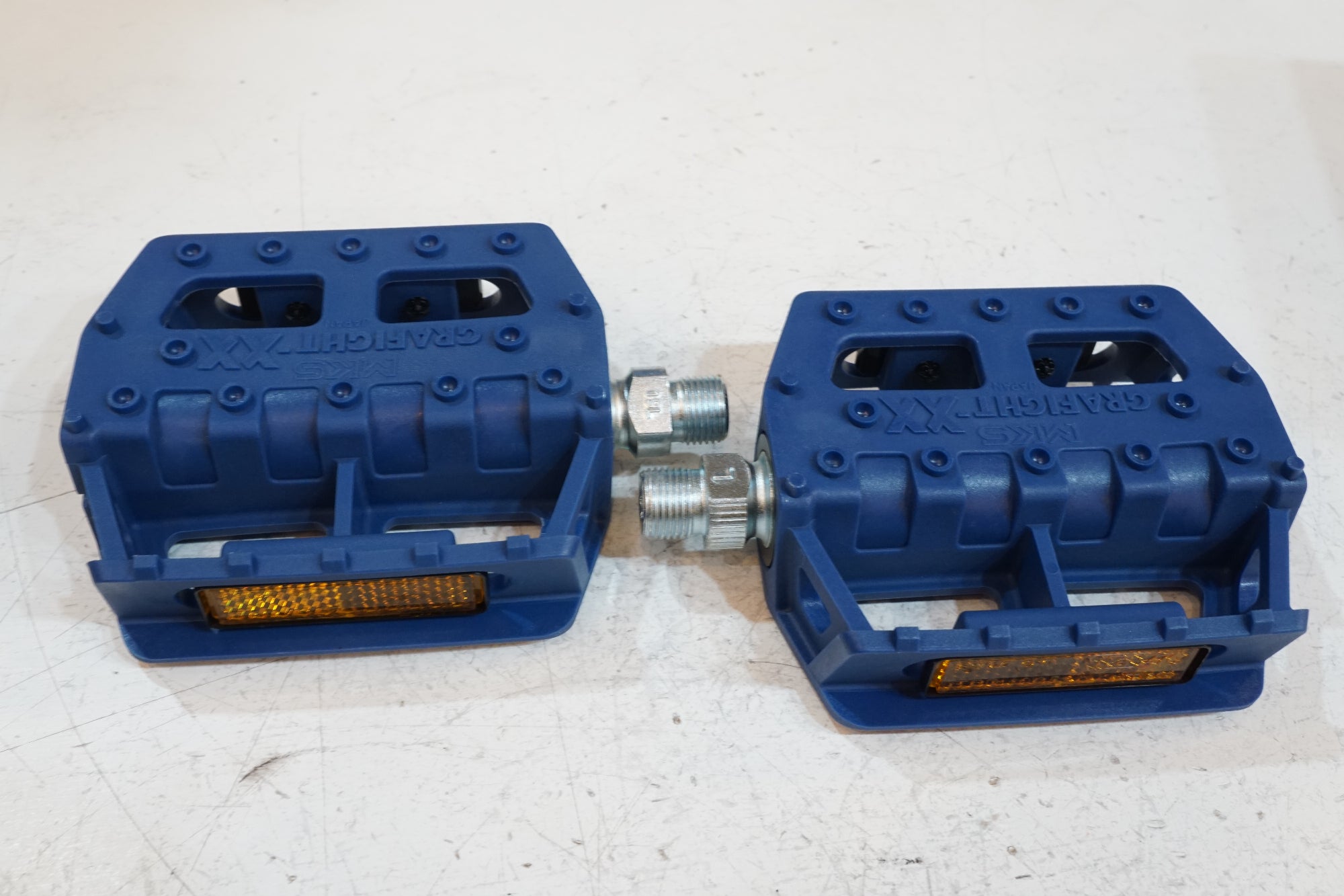 MKS 「ミカシマ」 GRAFIGHT-XX ペダル / バイチャリ浦和ベース