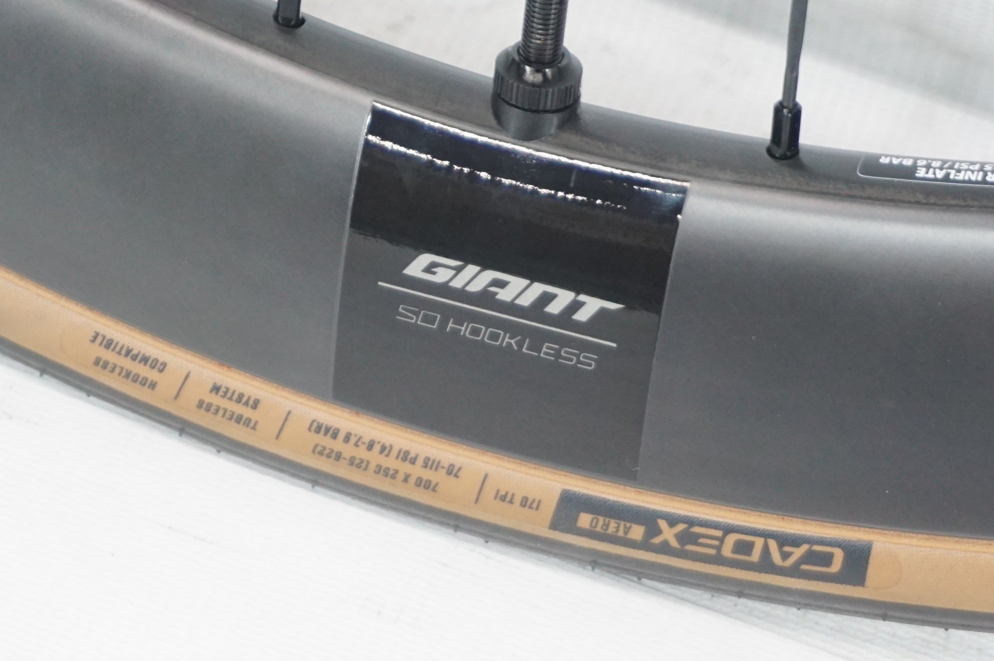 GIANT 「ジャイアント」 SLR1 DISC シマノ11速 ホイールセット / 阪急塚口店