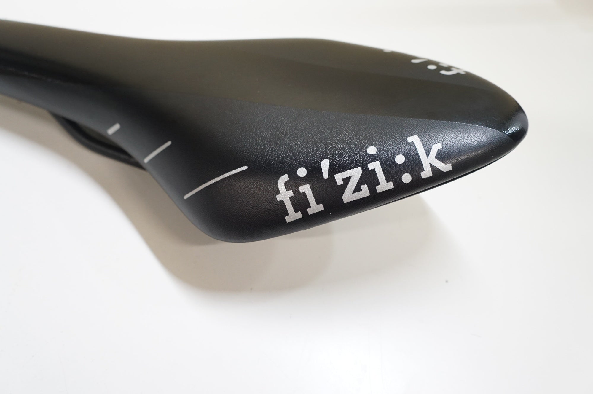 FIZIK 「フィジーク」 ARIONE R7 サドル / 大宮店