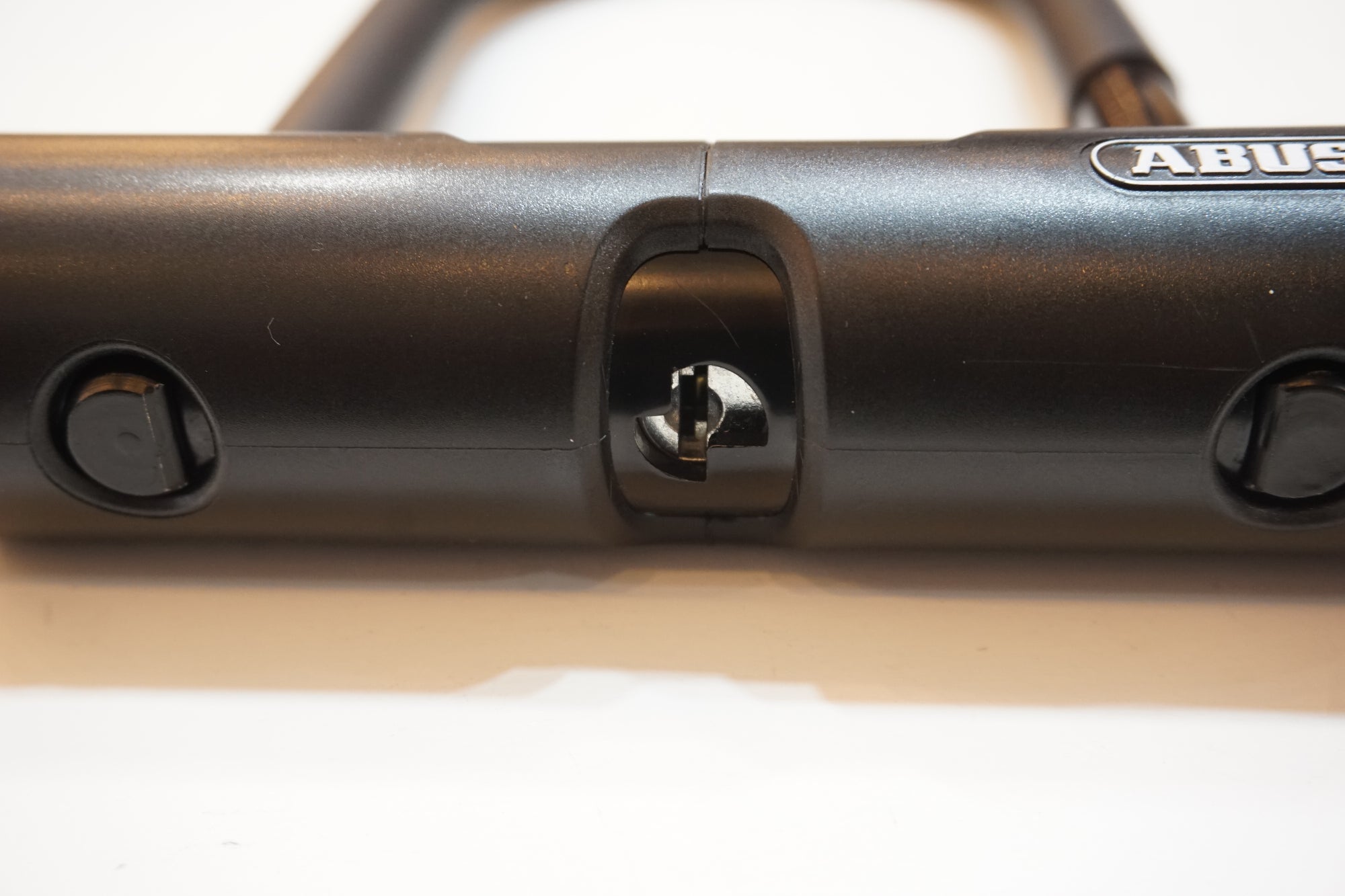 ABUS 「アバス」 U字ロック / バイチャリ浦和ベース