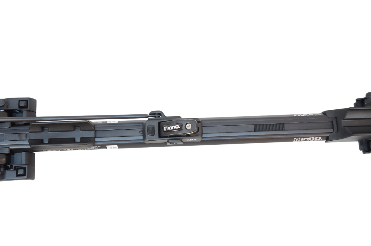 INNO 「イノー」 INA389 車載キャリア / バイチャリ浦和ベース