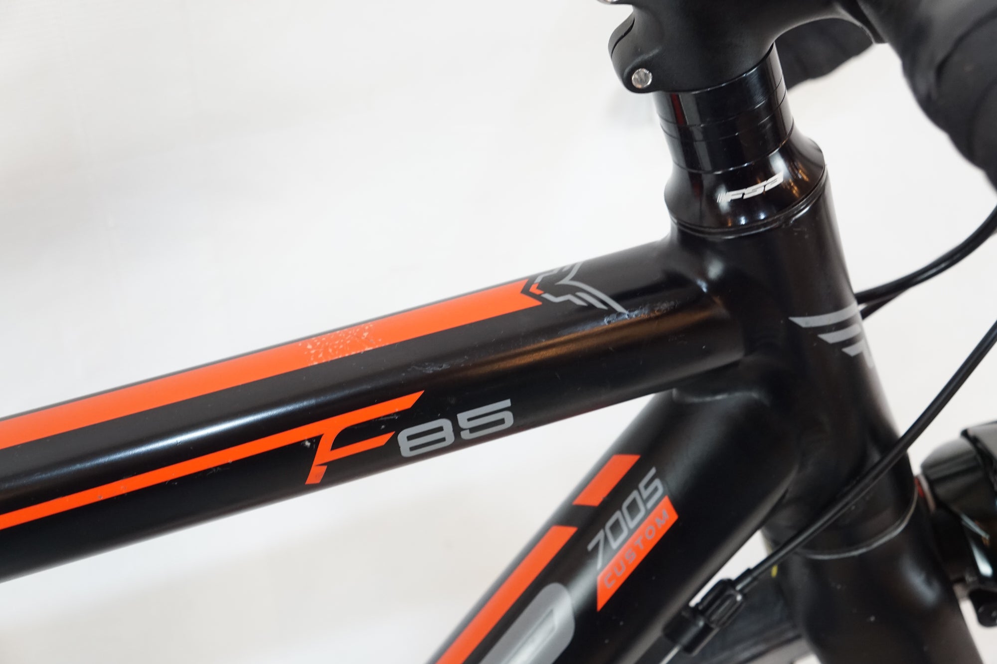 FELT 「フェルト」 F85 2013年モデル ロードバイク / バイチャリ浦和ベース