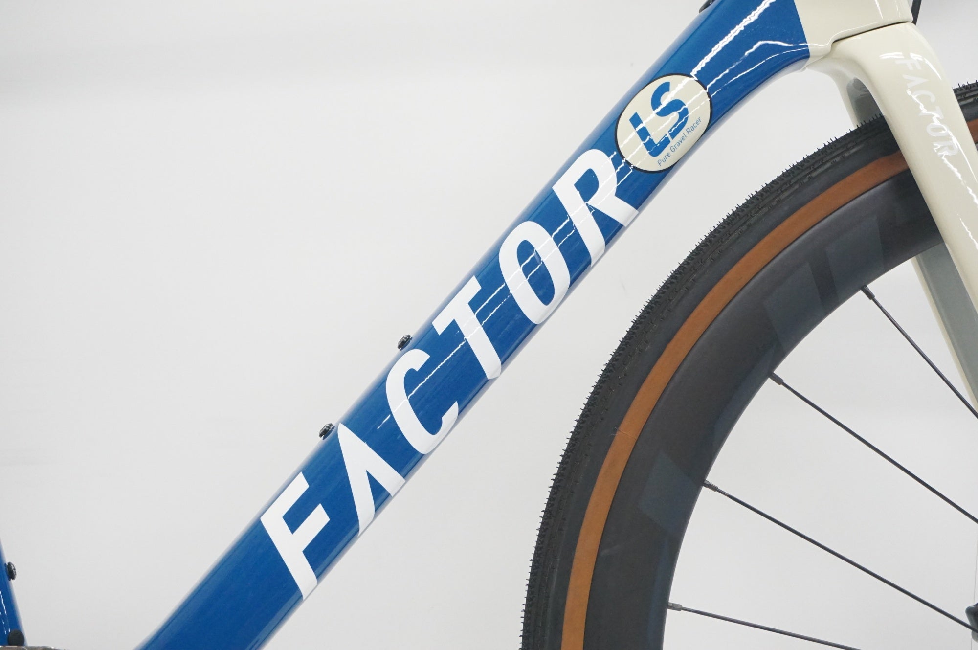 FACTOR 「ファクター」 LS 2022年モデル ロードバイク / 福岡店