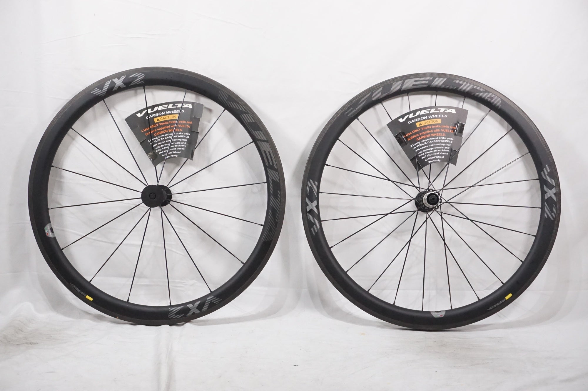 VUELTA 「ヴエルタ」 Carbon Pro VX2 ホイールセット / AKIBA店