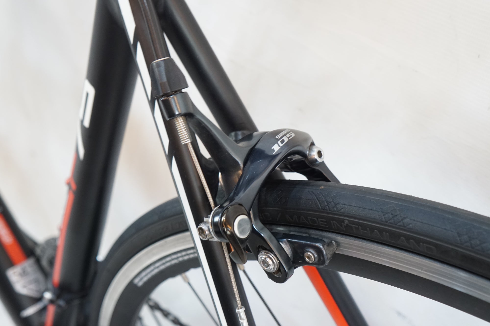 FELT 「フェルト」 F75 2011年モデル ロードバイク / バイチャリ浦和ベース