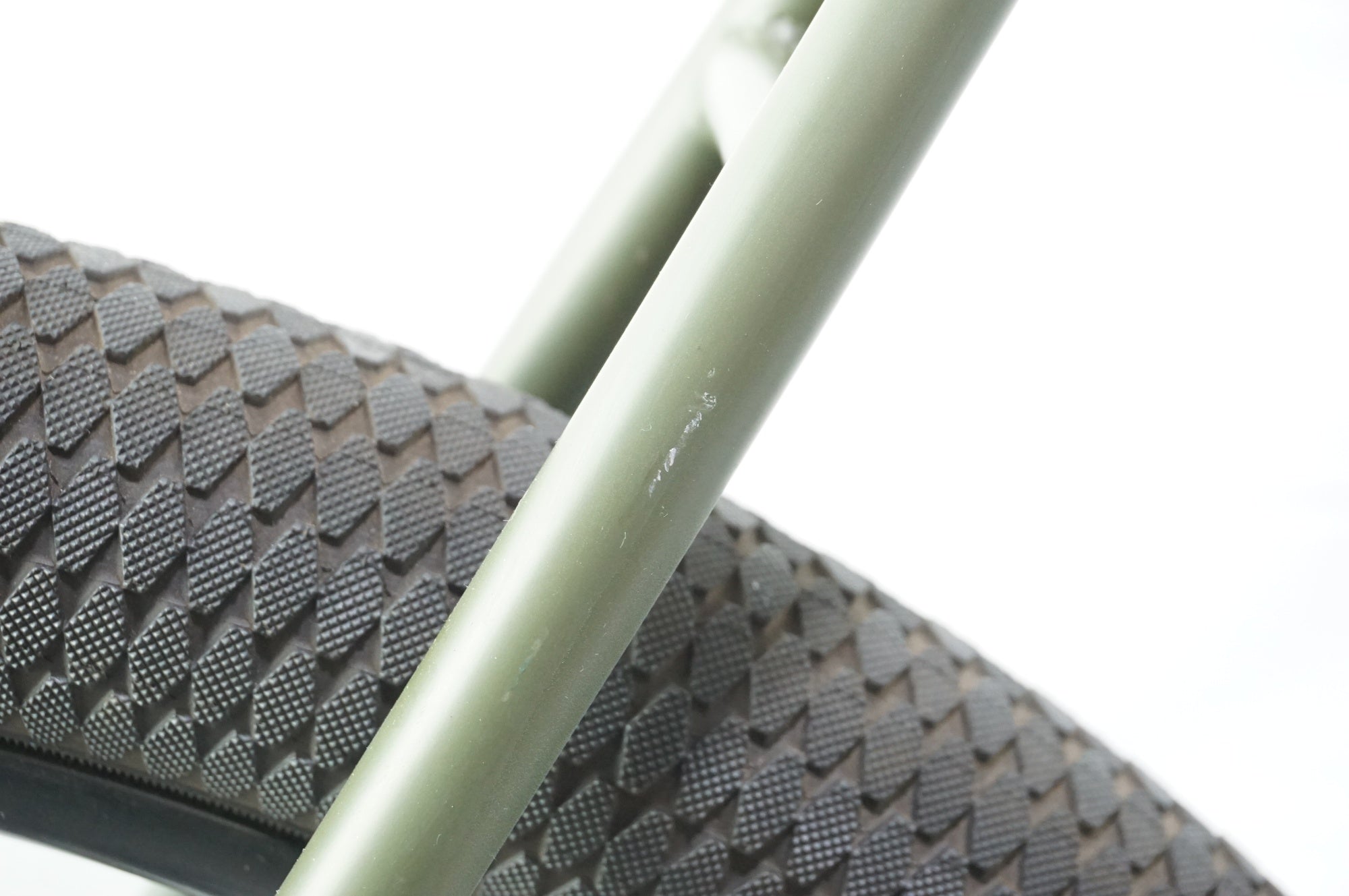 FOLK BY ARESBIKES 「フォークバイアーレスバイク」 GAMBLER 2014年モデル 26インチ クロスバイク / 中目黒店