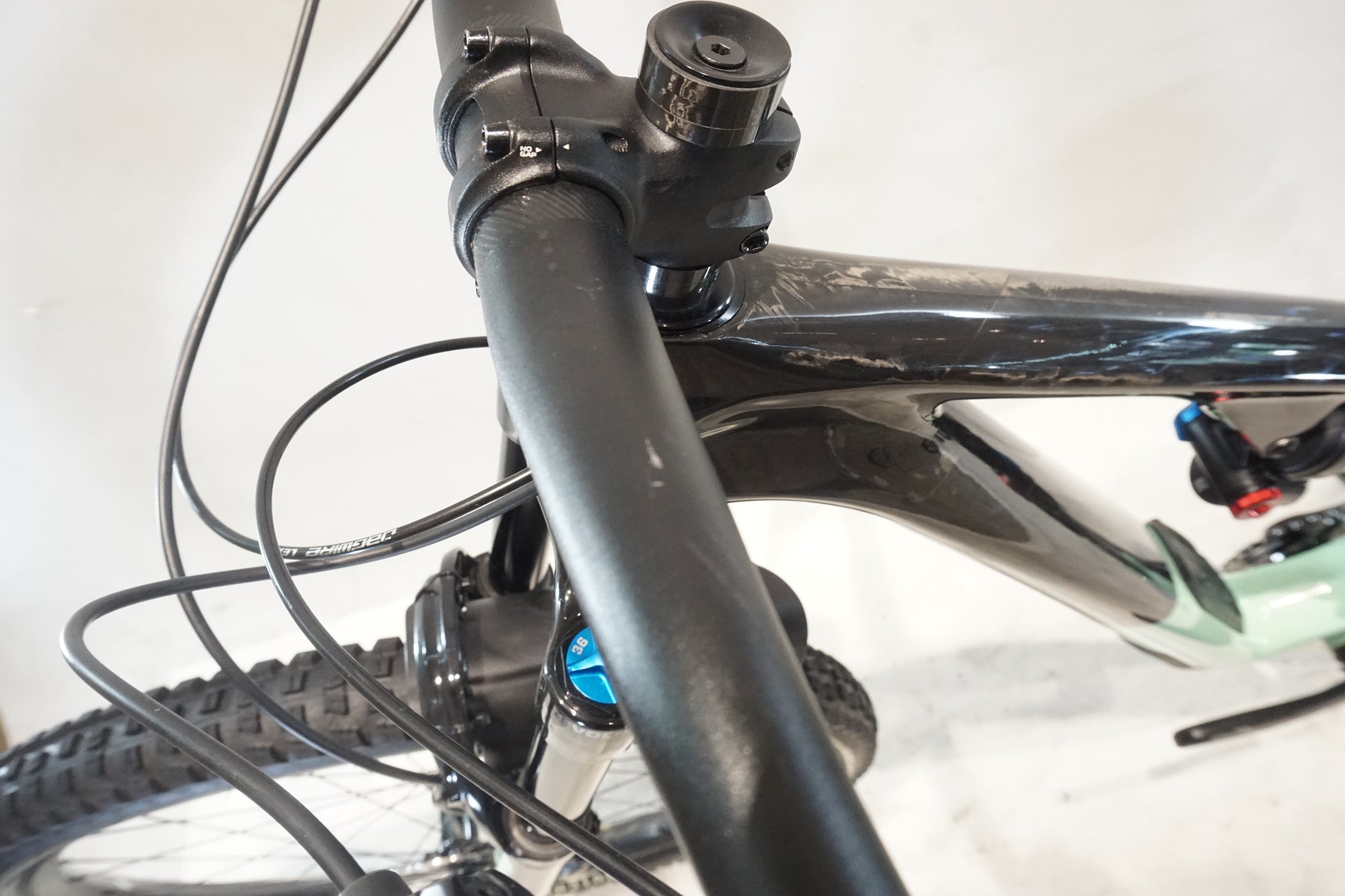 SPECIALIZED 「スペシャライズド」 STUMPJUMPER EVO EXPERT CARBON 2021年モデル 29インチ マウンテンバイク / 横浜戸塚店