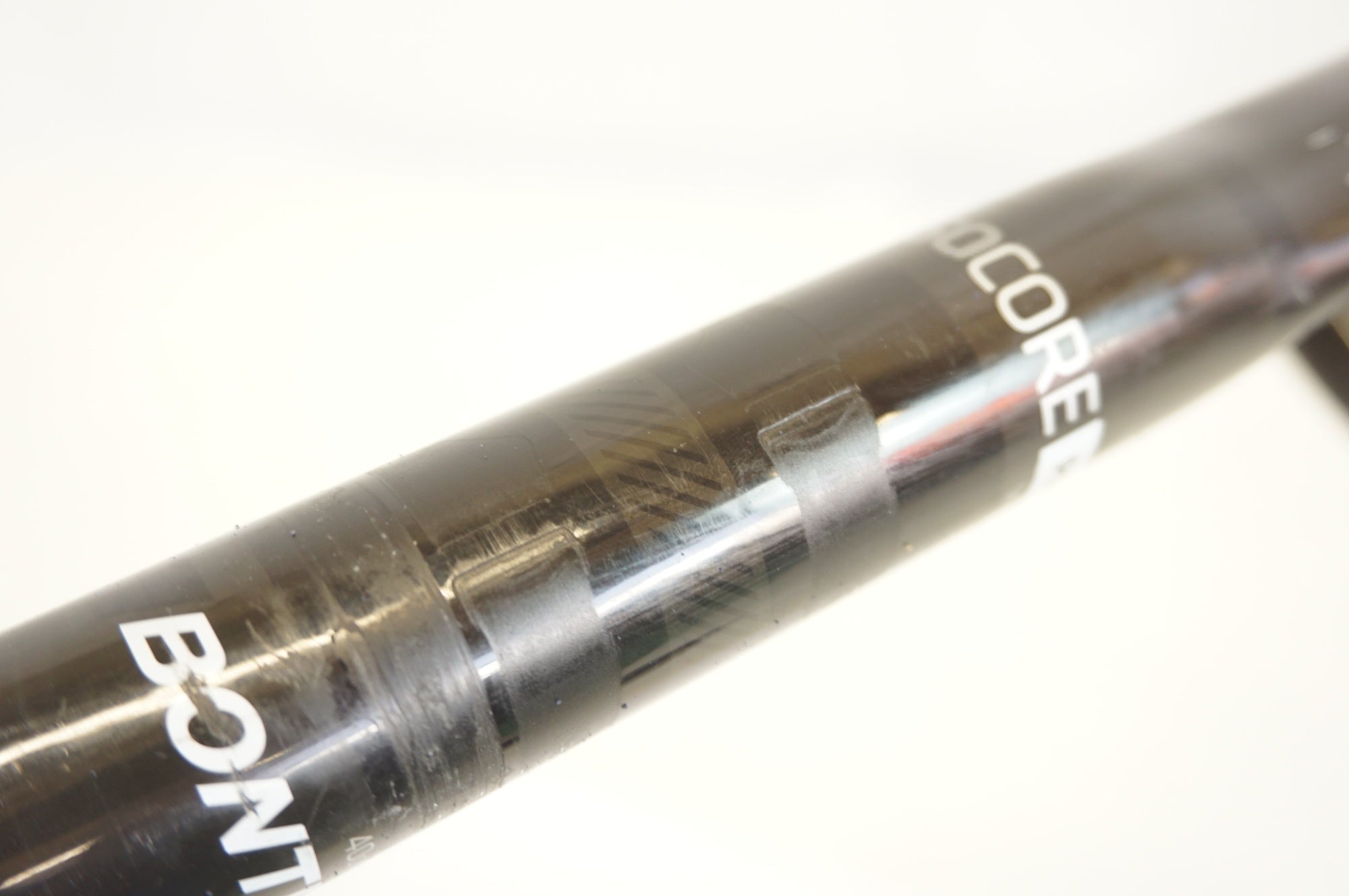 BONTRAGER 「ボントレガー」 ISOCORE PRO VR-CF φ31.8 430mm ハンドル / 宇都宮店