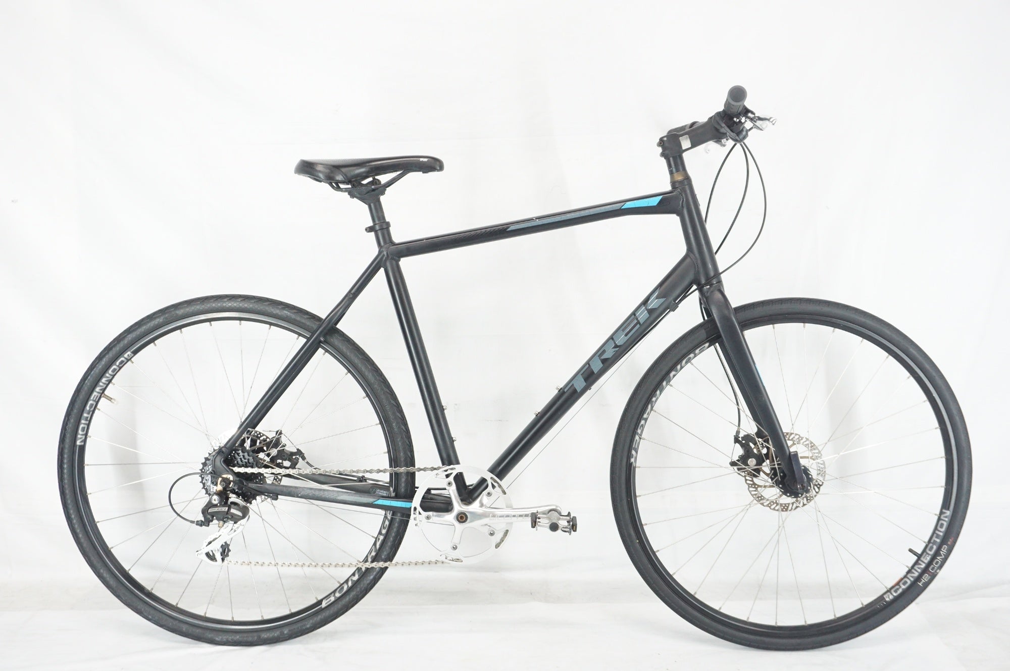 TREK 「トレック」 FX2 DISC 2018年モデル クロスバイク / バイチャリ阪急塚口店 rc_ITUZVZ6UXK48_siLs TREK 「トレック」 FX2 DISC 2018年モデル クロスバイク / 阪急塚口店