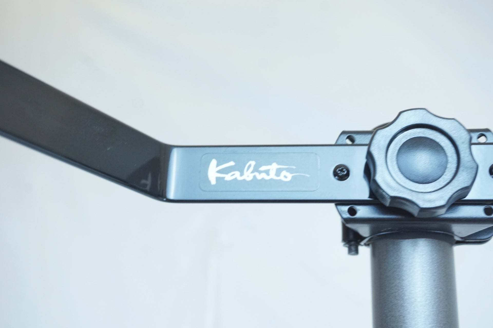 KABUTO 「カブト」 二台掛け バイクスタンド / 有明ガーデン店