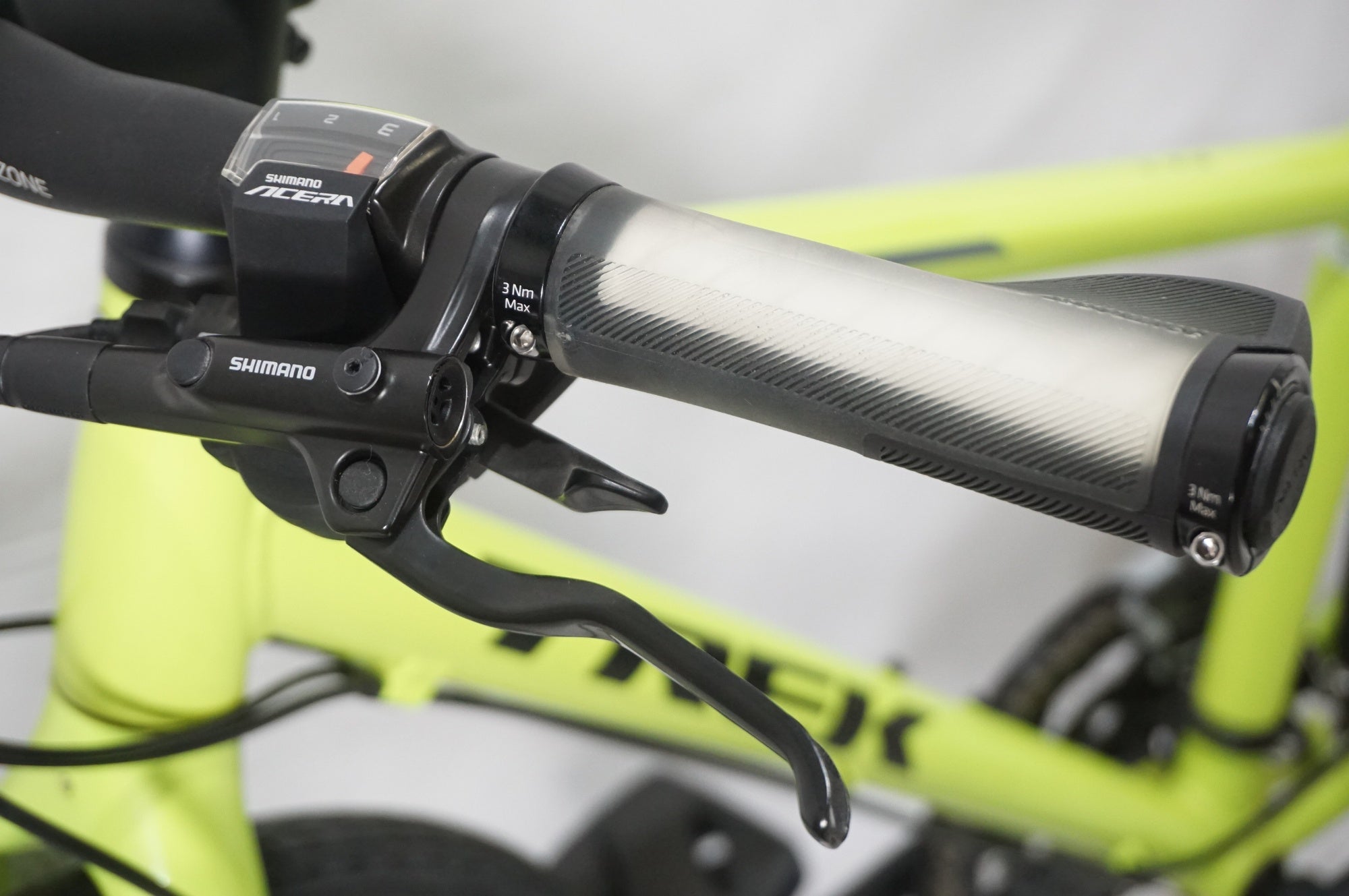 TREK 「トレック」 FX 3 DISC 2019年モデル クロスバイク / AKIBA店