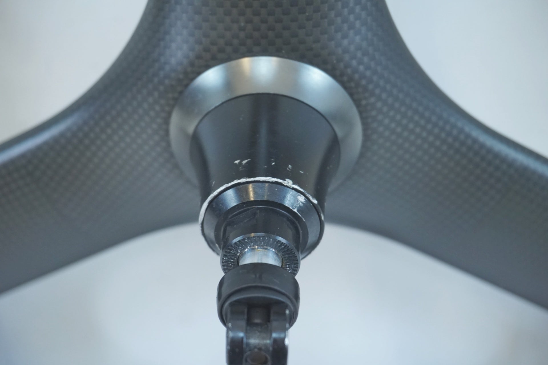 KITT DESIGN 「キット デザイン」 CARBON WHEEL シマノ 11S バトン ホイール / 有明ガーデン店