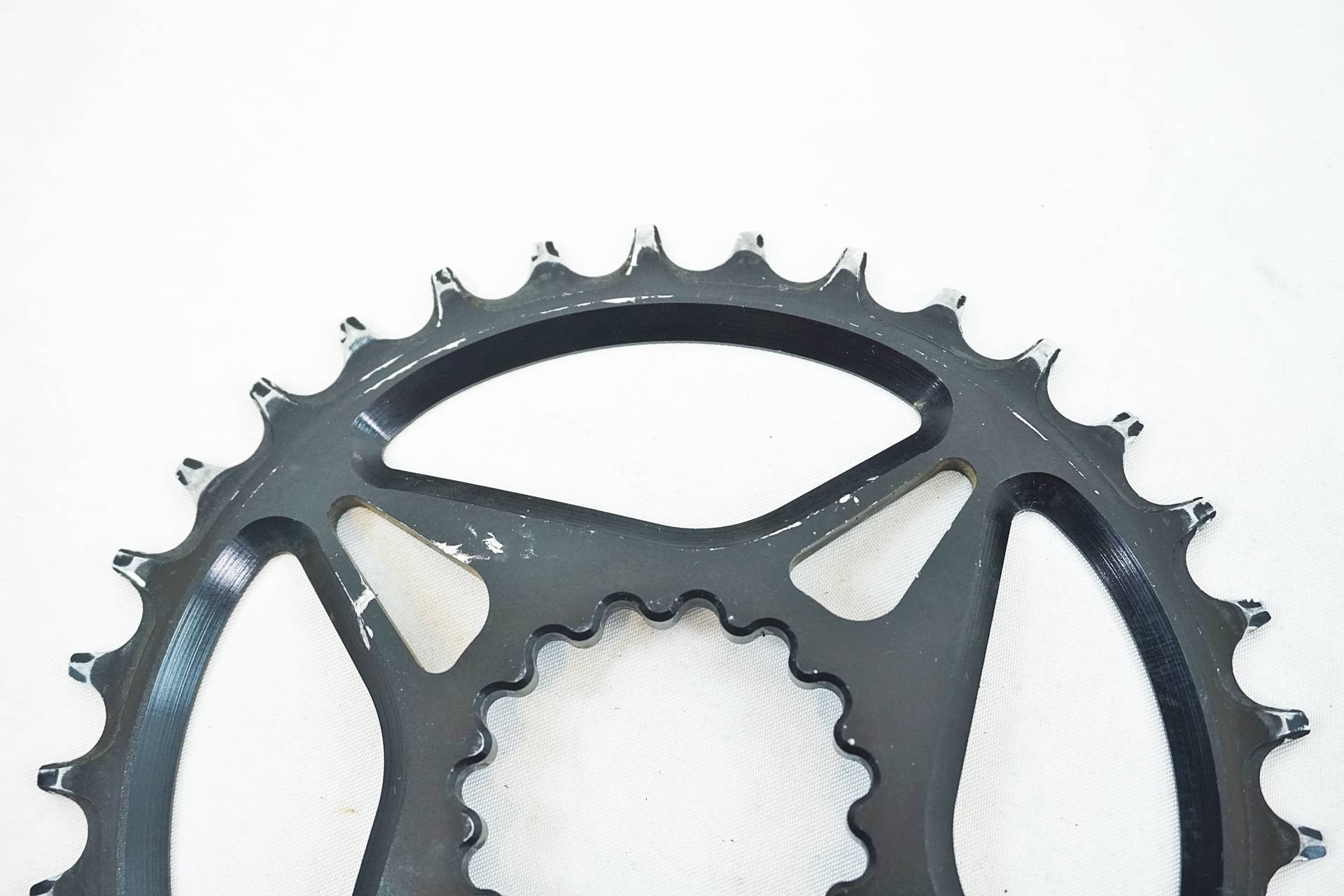 E-THIRTEEN 「イーサーティーン」 チェーンリング / 有明ガーデン店