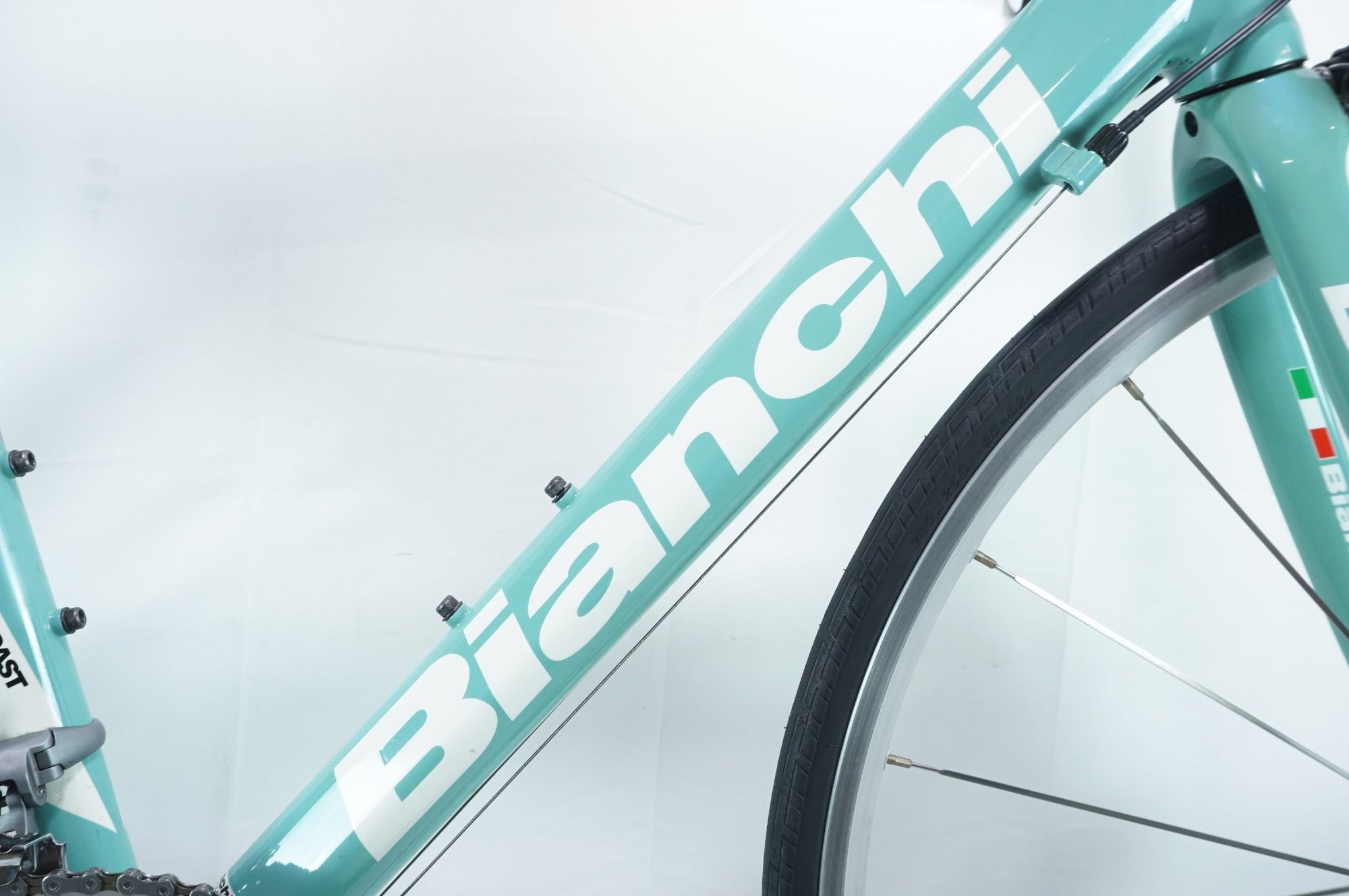 BIANCHI 「ビアンキ」 VIA NIRONE7 ALUCARBON ULTEGRA 2011年モデル ロードバイク / バイチャリ中目黒店