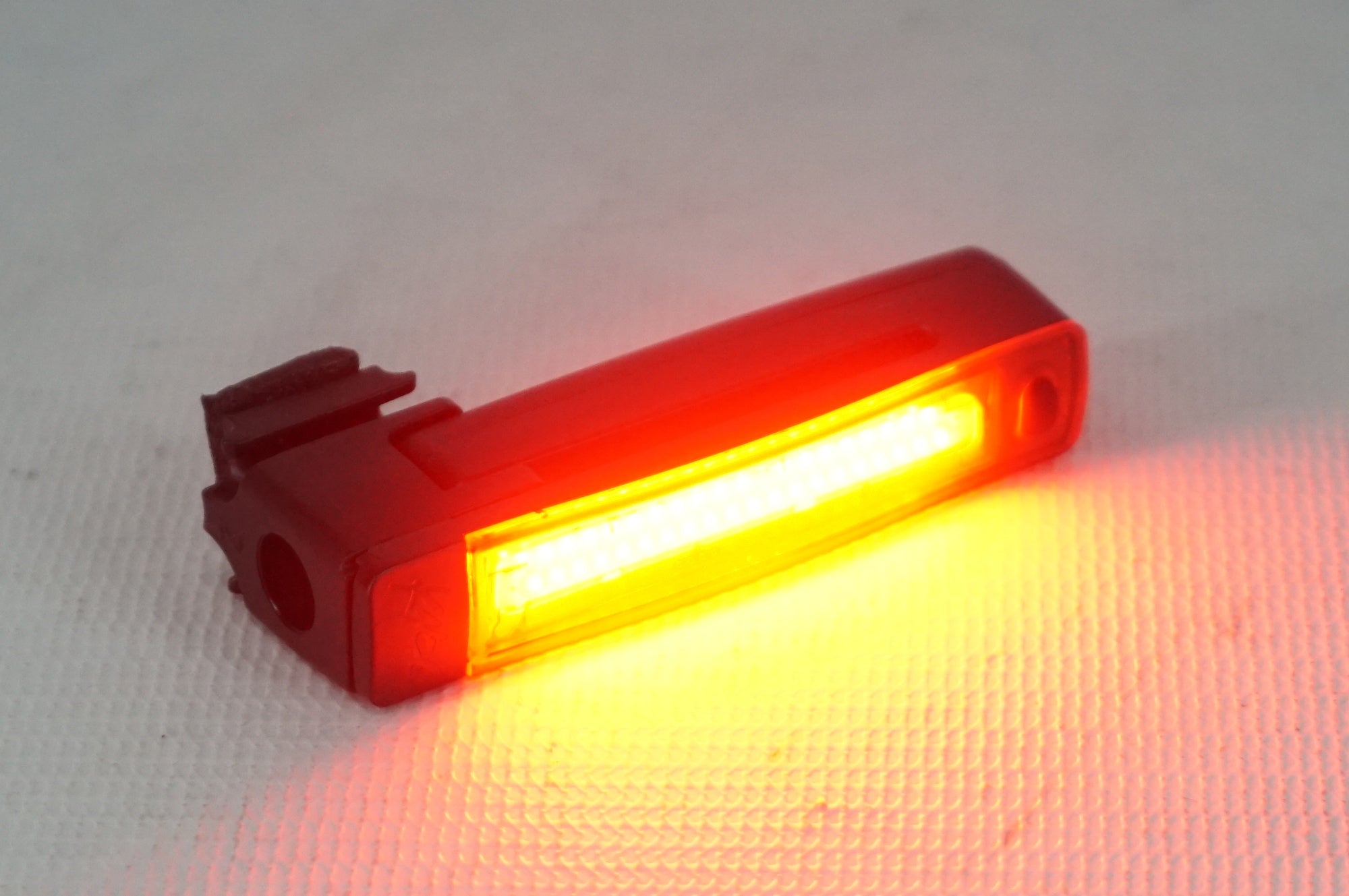 KNOG 「ノグ」 PLUS リアライト / 阪急塚口店