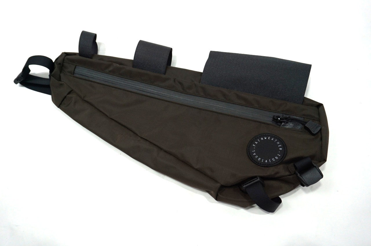 FAIRWEATHER フェアウェザー half frame bag FAIRWEATHER 「フェアウェザー」 HALF FRAME BAG フレームバッグ