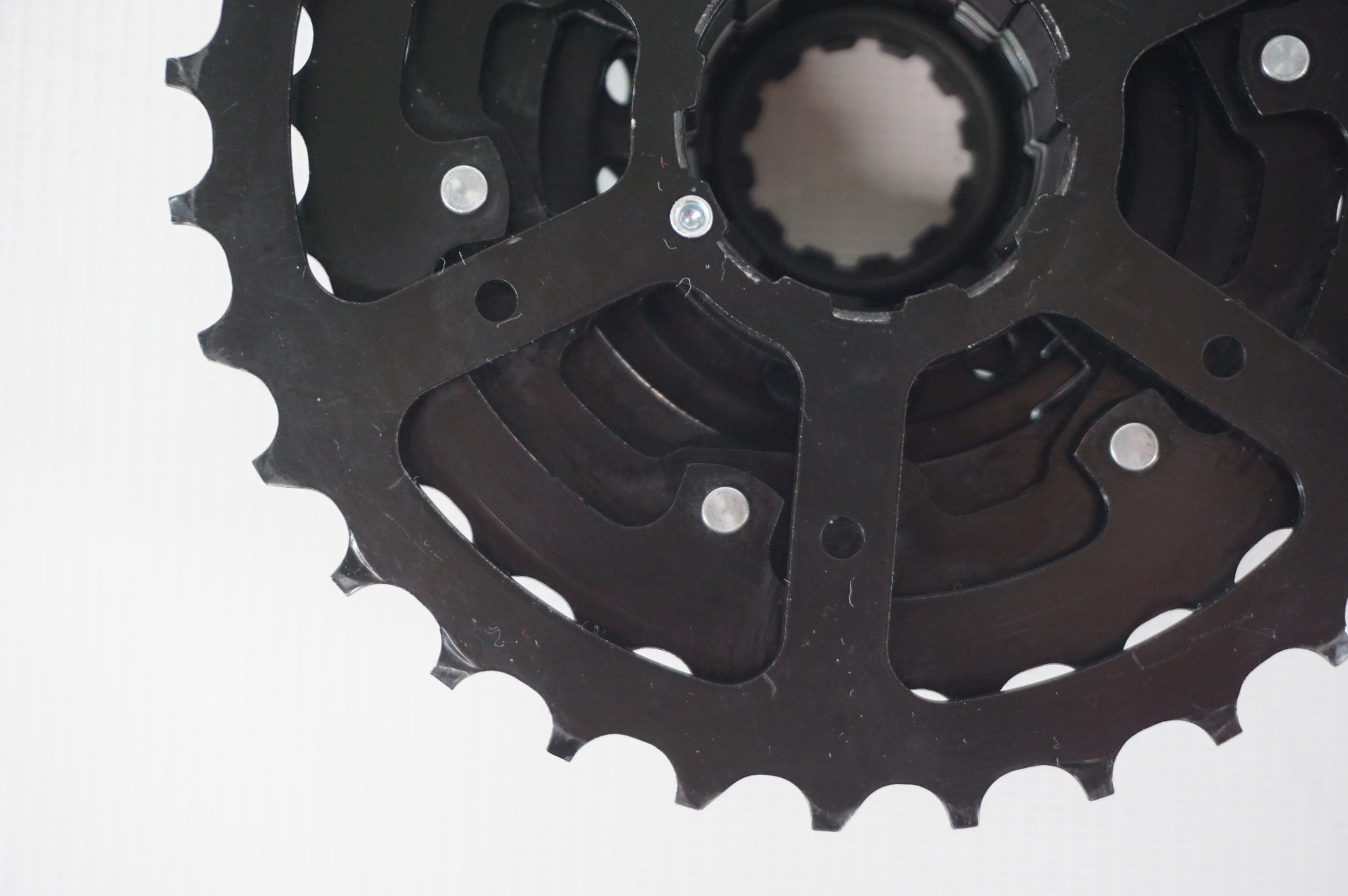 SHIMANO 「シマノ」 CS-HG200-8 12-32T スプロケット / 阪急塚口店