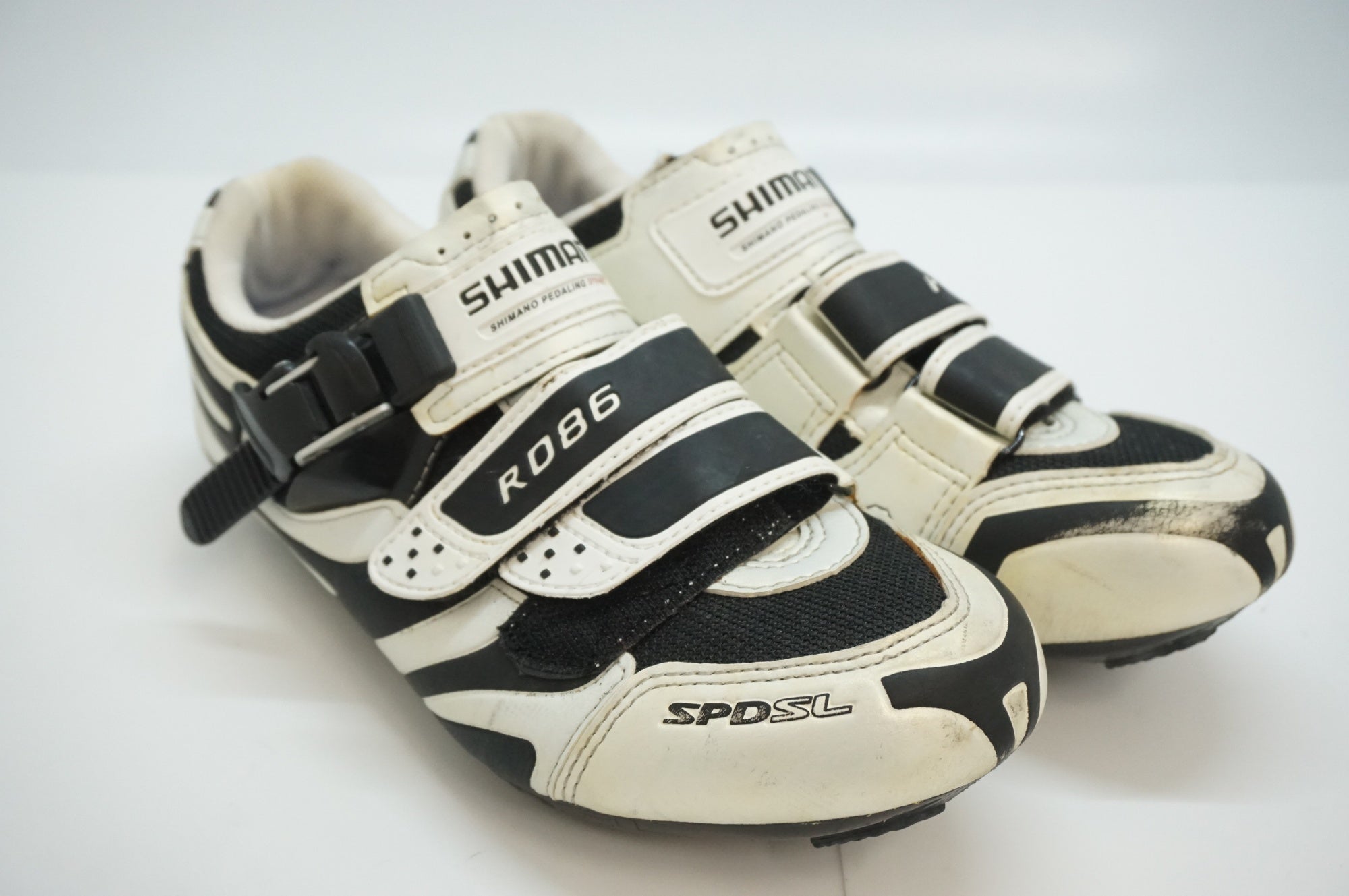 SHIMANO R086 自転車シューズ　サイズ44 SHIMANO 「シマノ」 SH-R086W 39(24.5cm)サイズ シューズ / 福岡