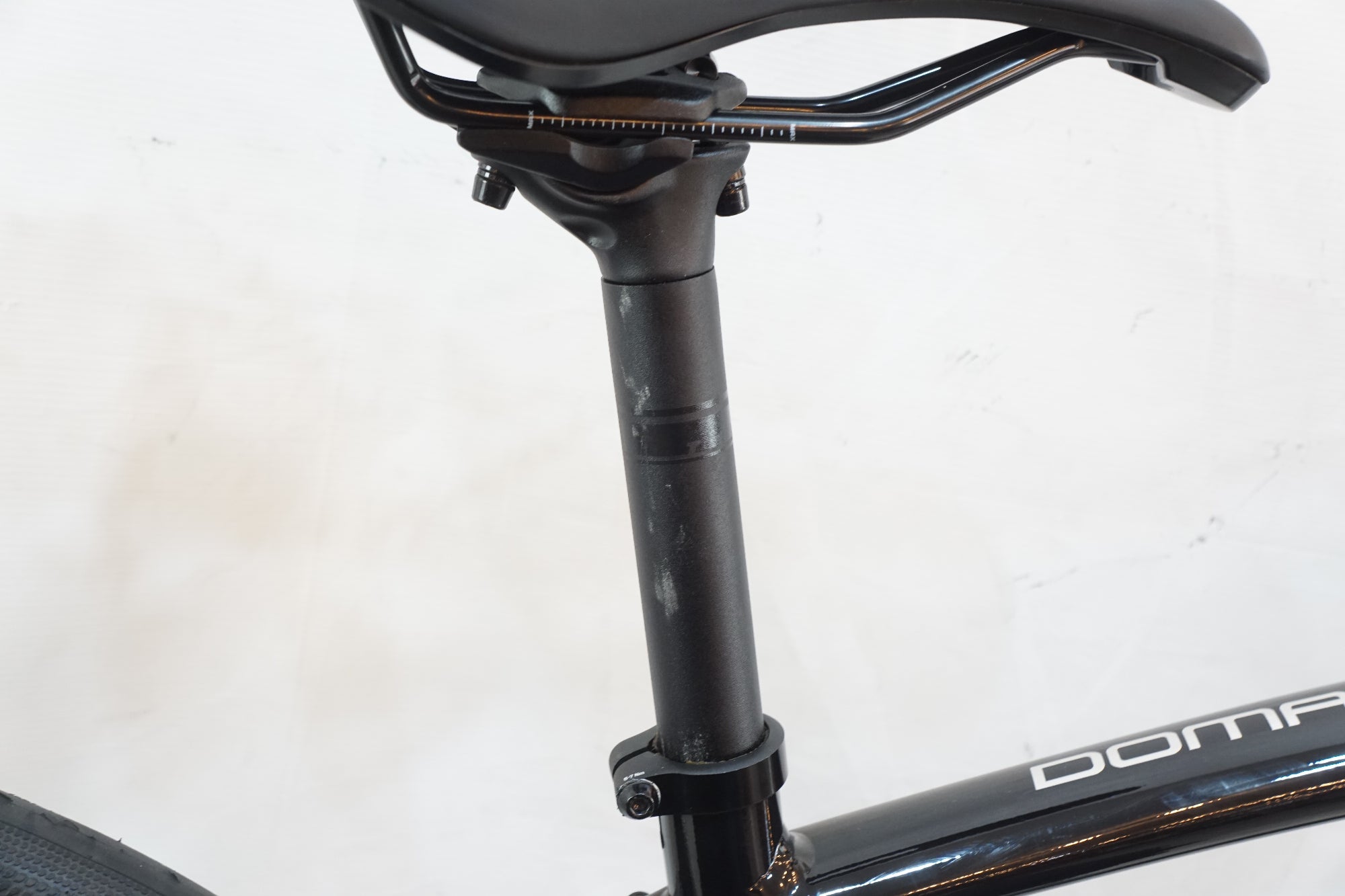 TREK 「トレック」 DOMANE AL4 DISC 2022年モデル ロードバイク / バイチャリ浦和ベース