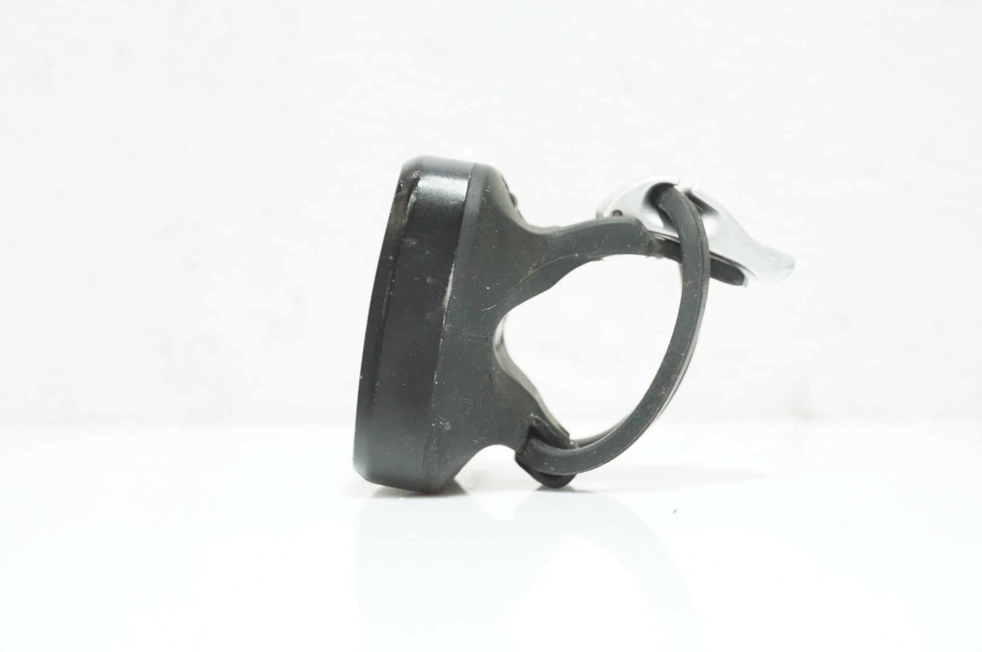 KNOG 「ノグ」 BLINDER フロントライト / 大宮店