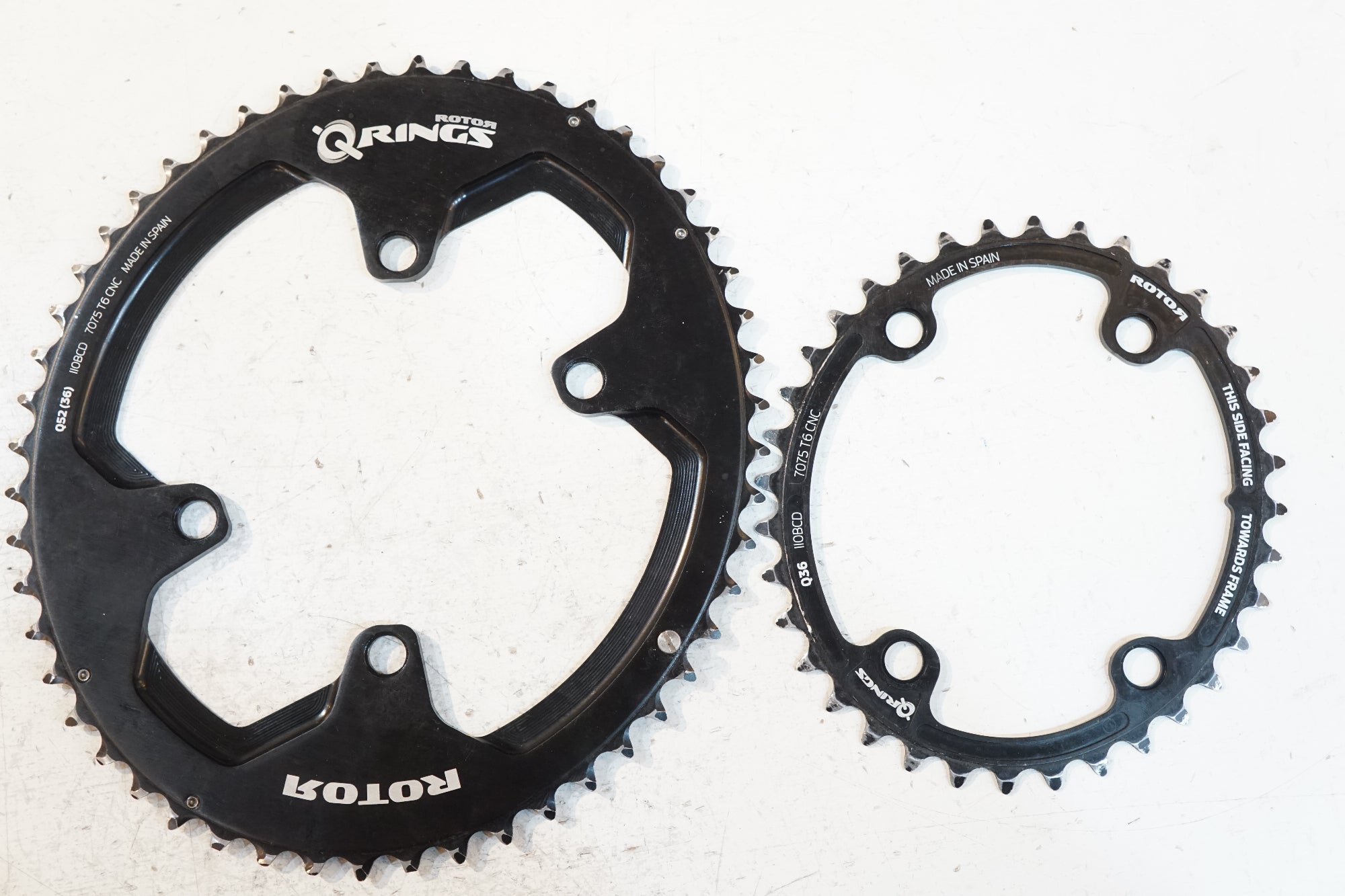 ROTOR 「ローター」 QRINGS 52-36T チェーンリング / バイチャリ浦和