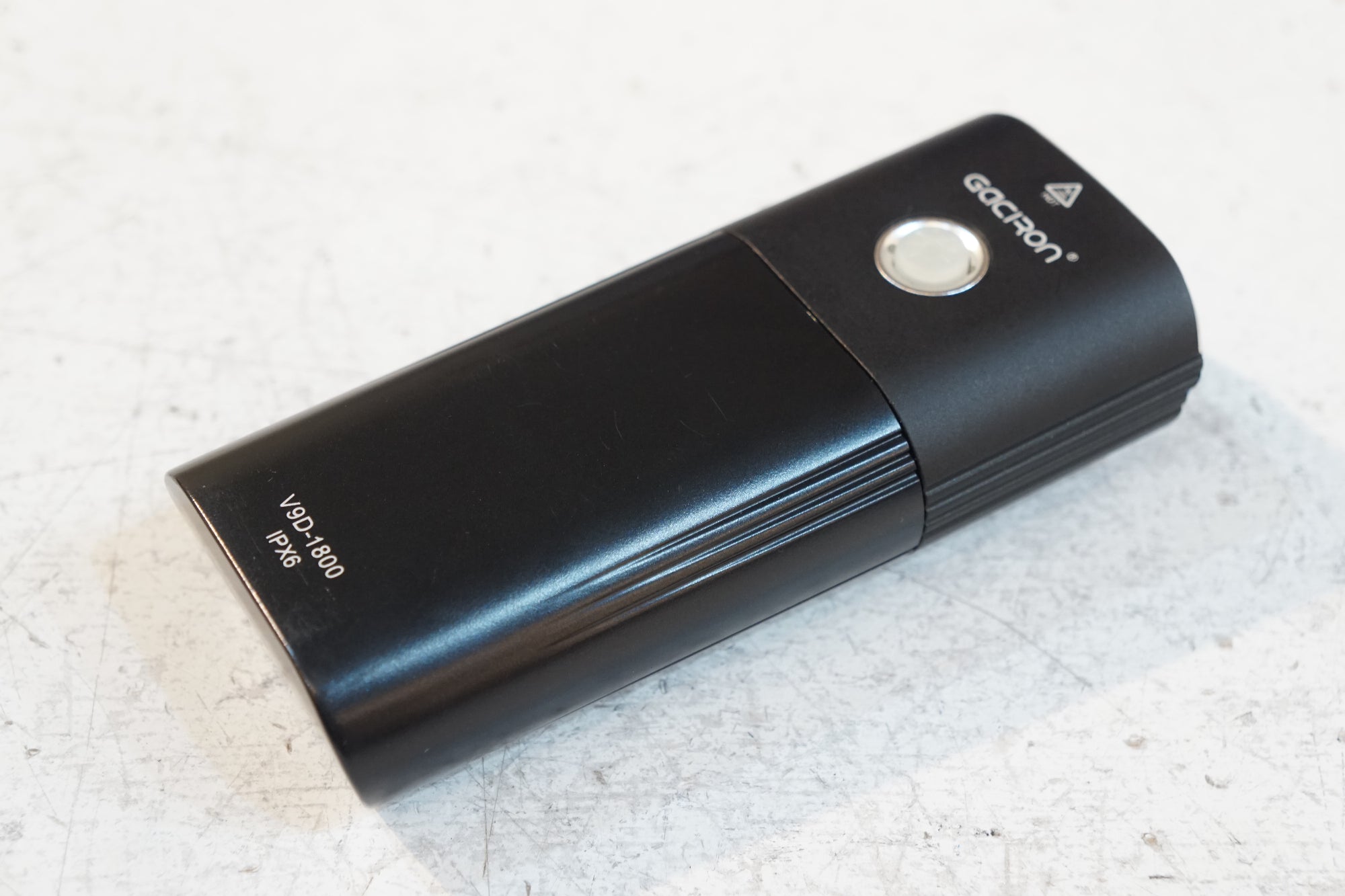 GACIRON 「ガシロン」 V9D-1800 フロントライト / バイチャリ浦和ベース