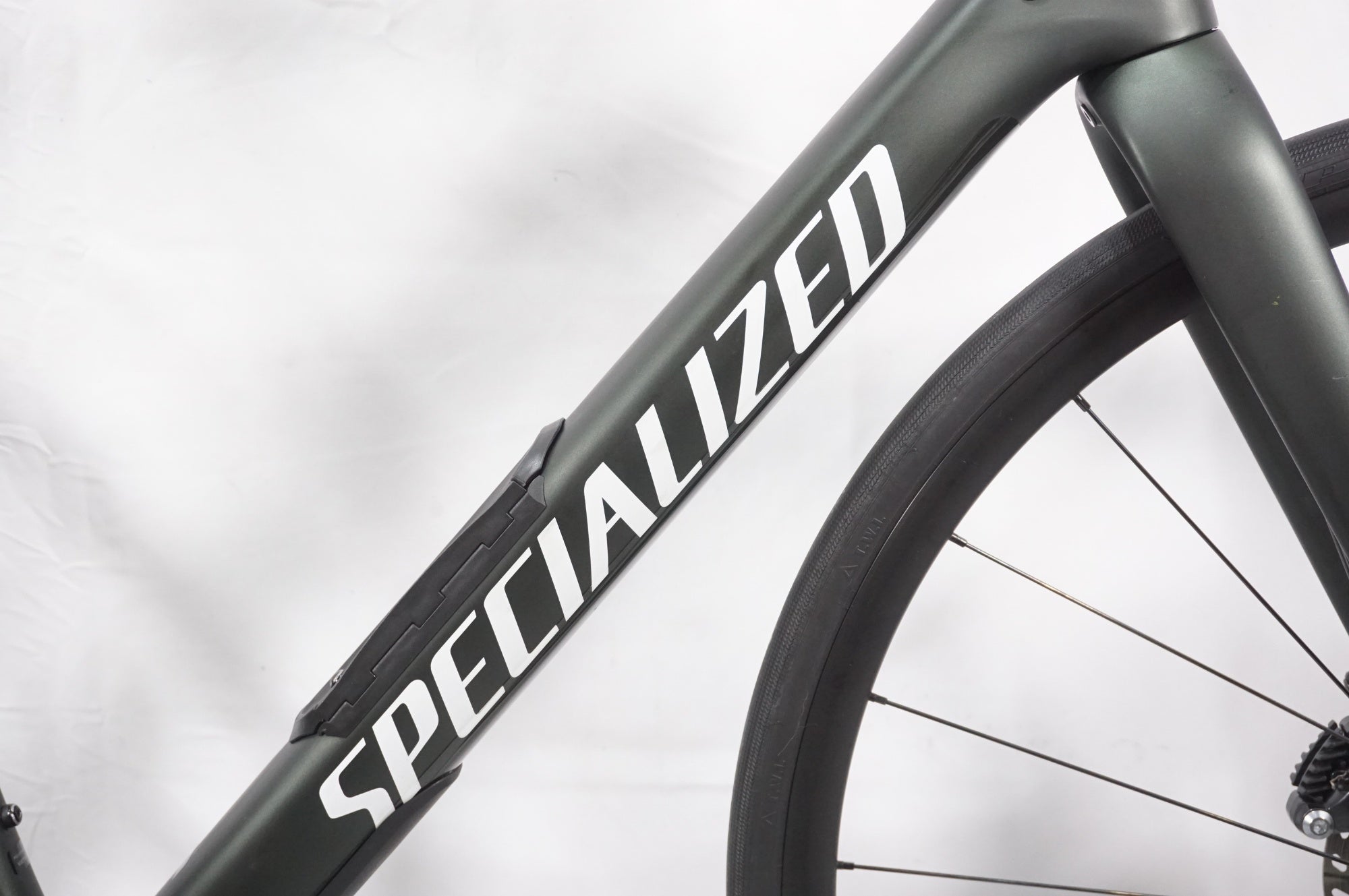 SPECIALIZED 「スペシャライズド」 DIVERGE EXPERT CARBON 2021年モデル グラベルロード / AKIBA店