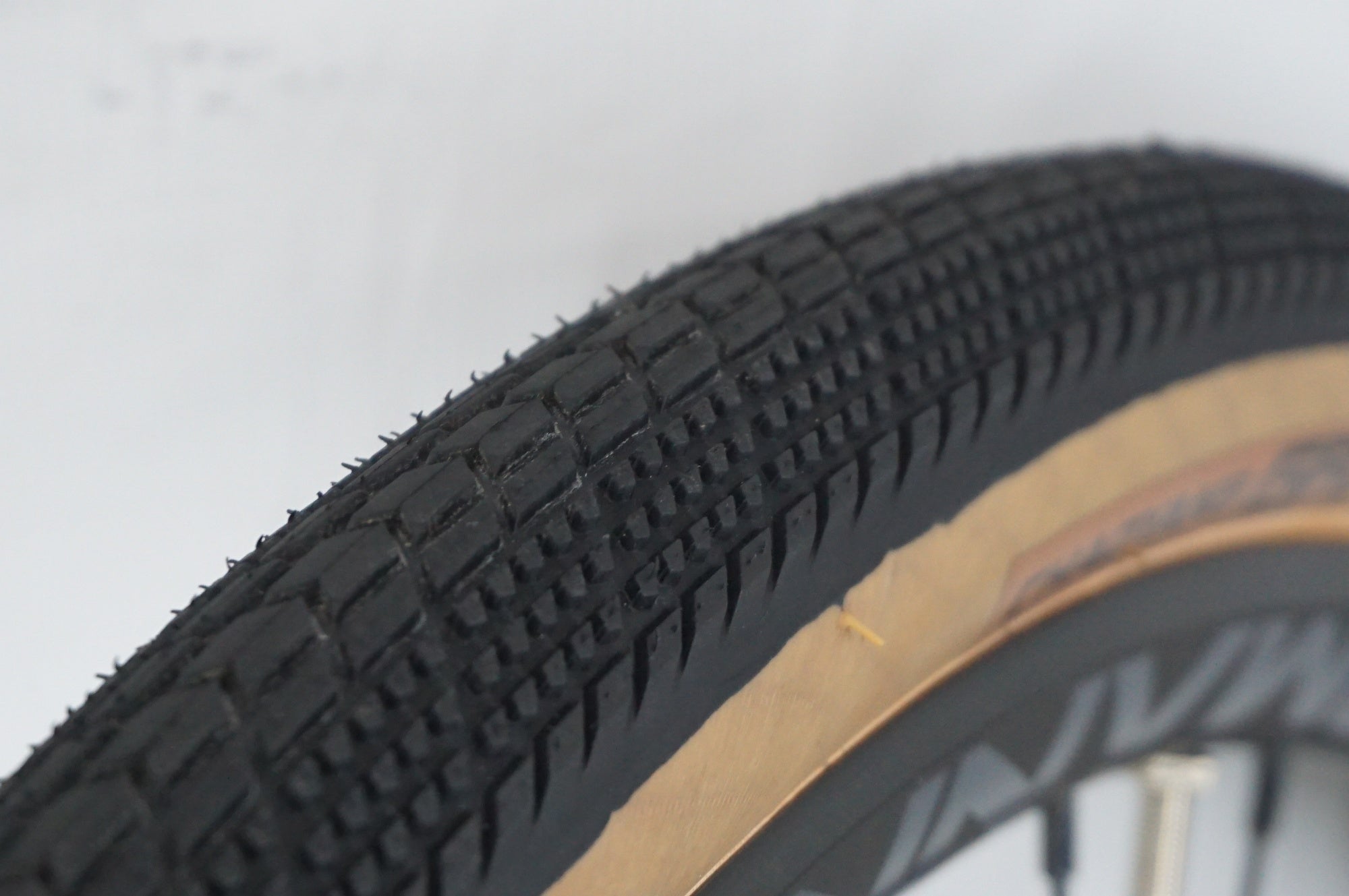 VELOMANN 「ヴェロマーン」 GD24 シマノ11S ホイールセット / 阪急塚口店