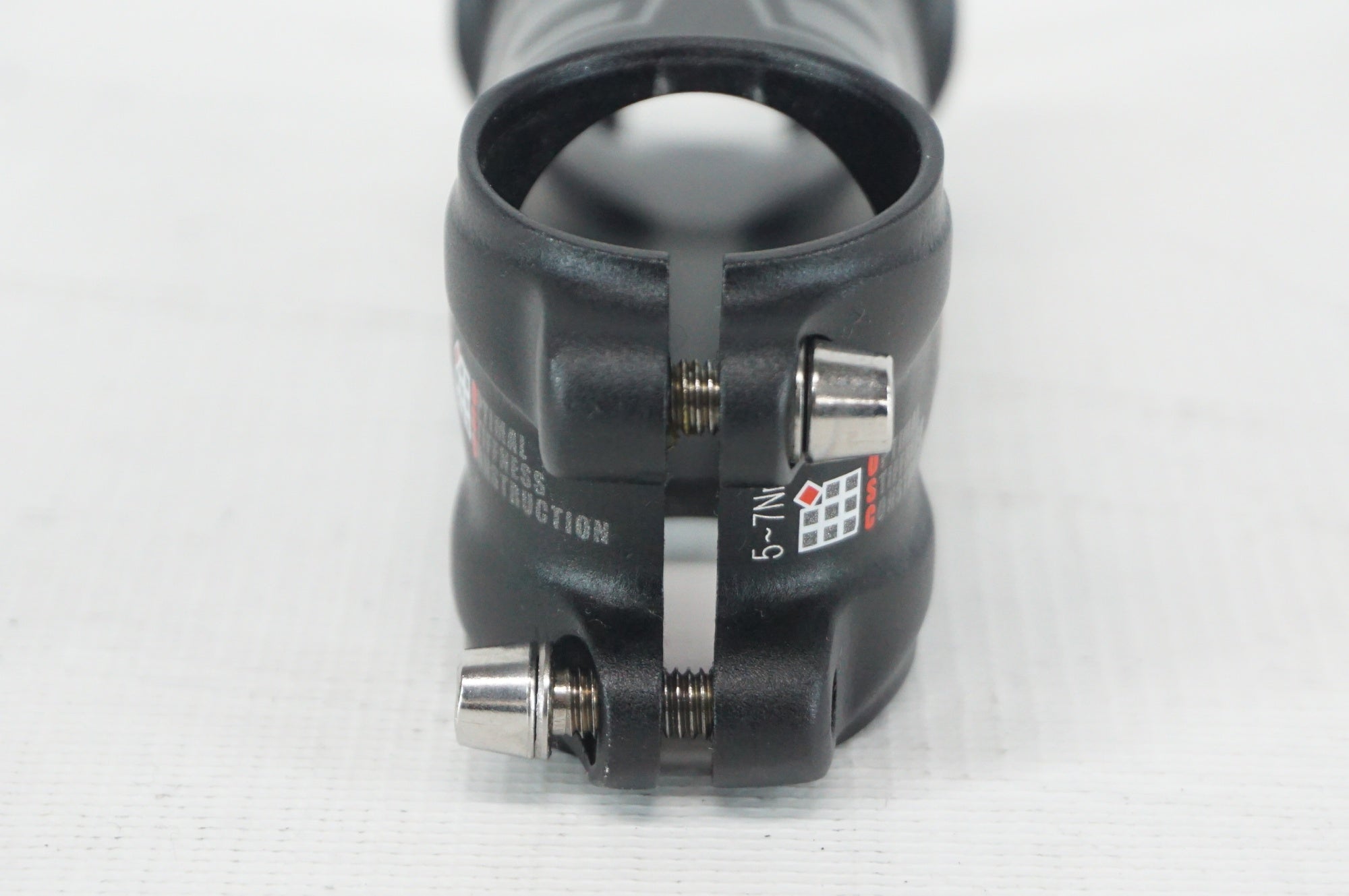 UNO 「ウノ」 Φ31.8 90mm ステム / 阪急塚口店