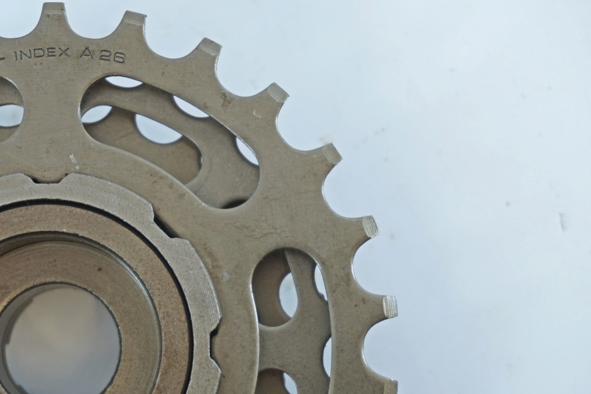 SUNTOUR 「サンツアー」 AP スプロケット 13-24T 6S ボスフリー / 有明ガーデン店